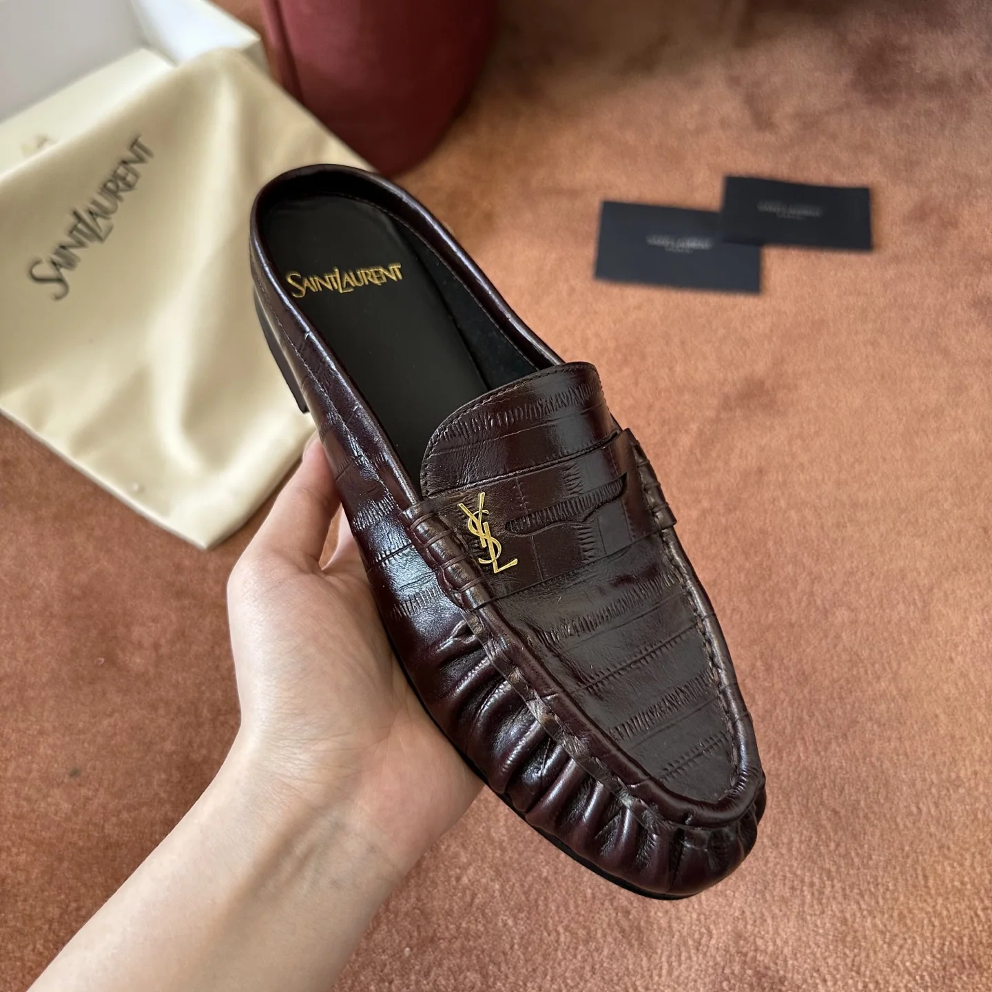 생로랑 YSL 앞코 덮인 뮬 로퍼 상세 이미지 3