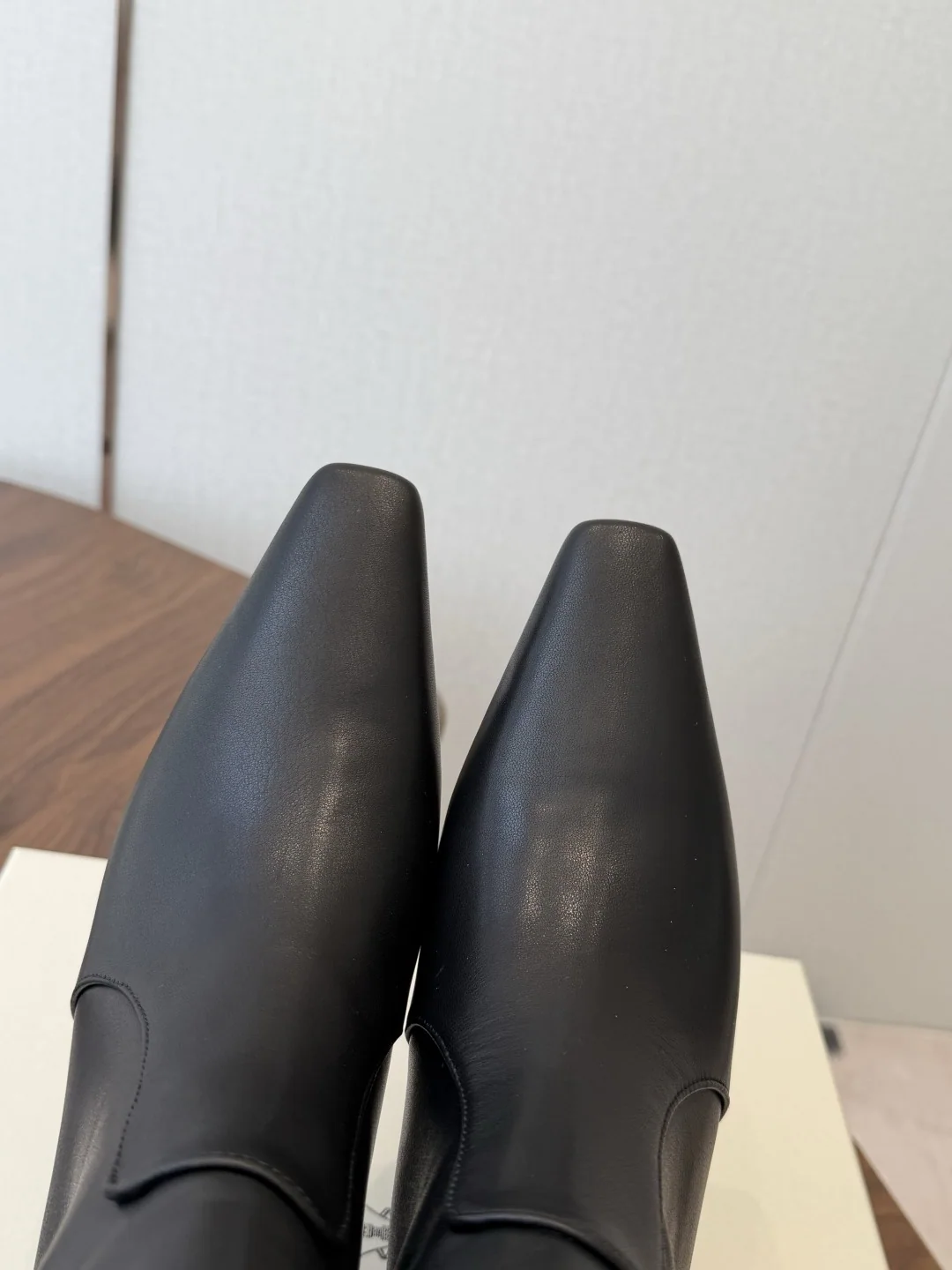 브루넬로쿠치넬리 스틸레토 힐 미드카프 부츠 상세 이미지 6