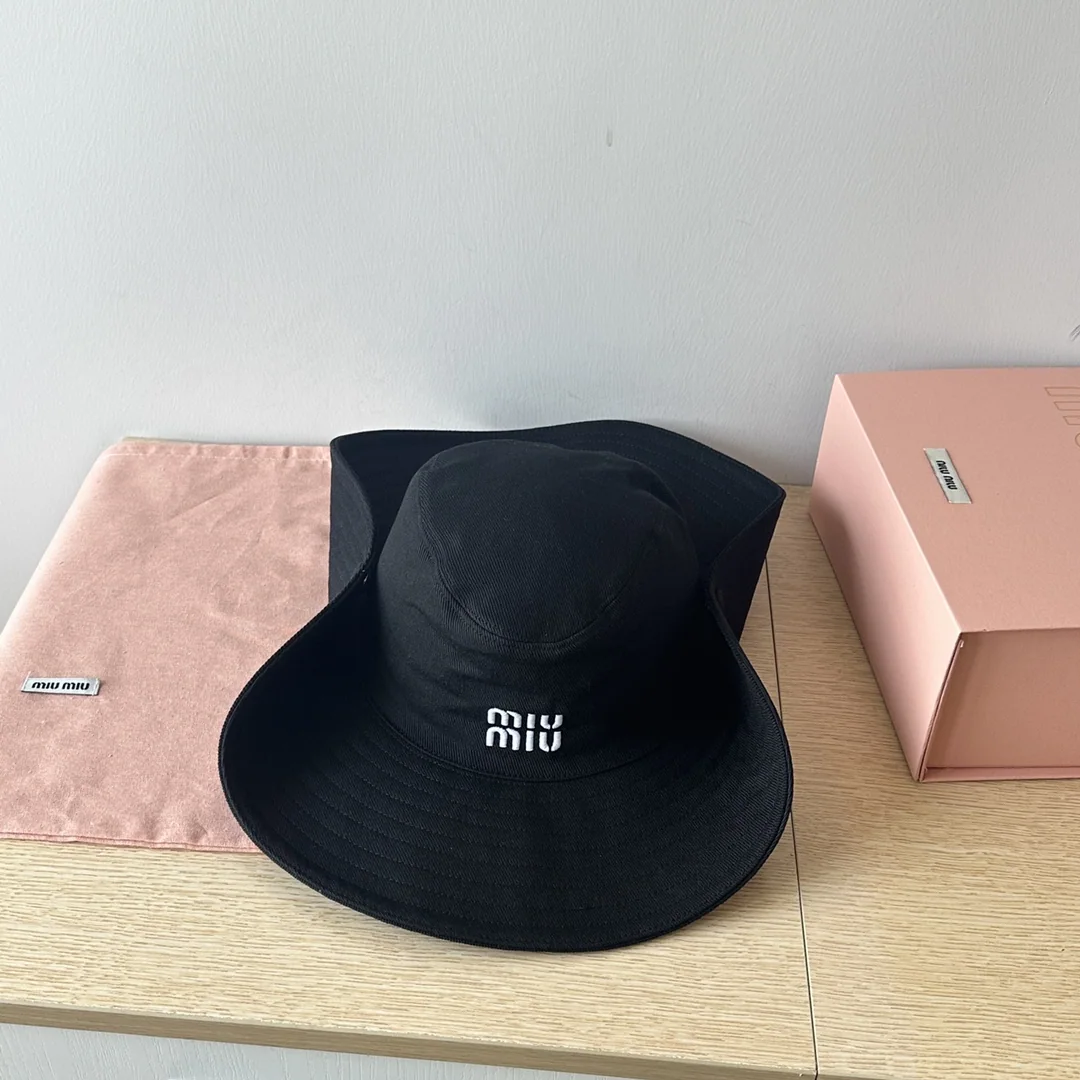 미우미우 자외선 차단 버킷햇 상세 이미지 6