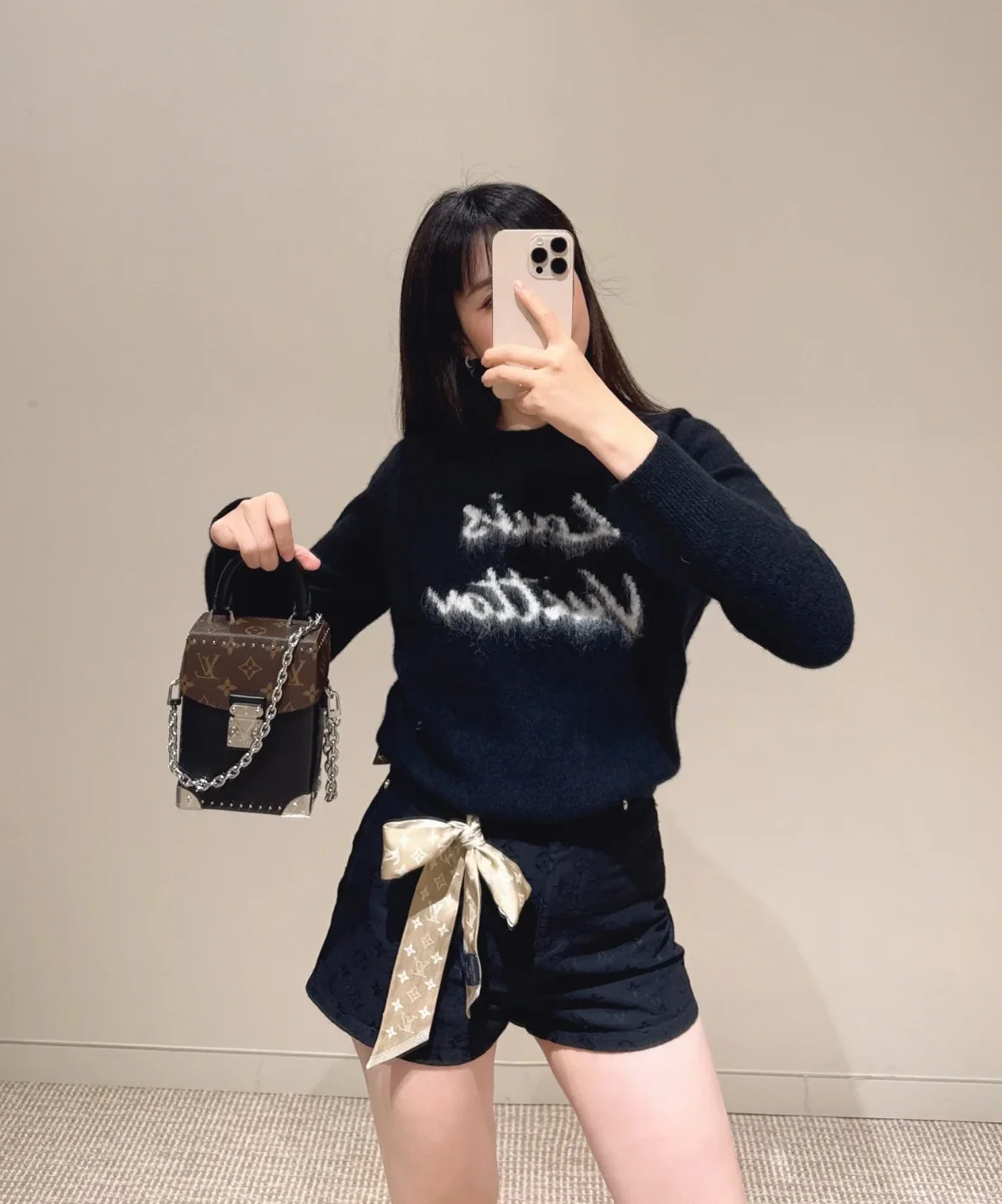 루이비통 M12362 가방 상세 이미지 2
