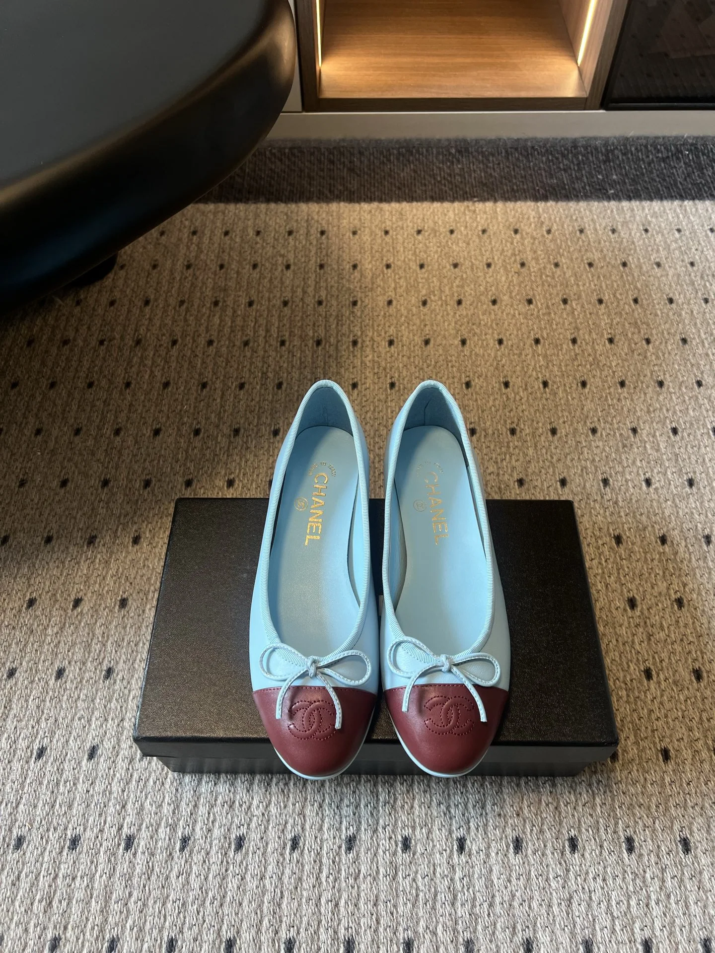 샤넬 컬러 블록 리본 발레 슈즈 155504