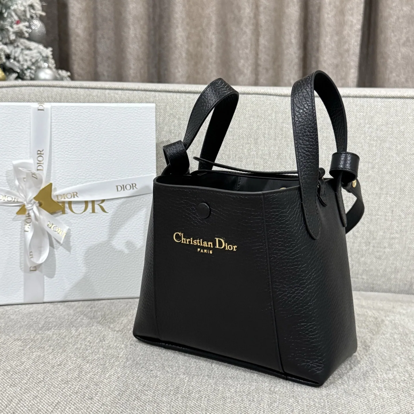 디올 블랙 스몰 버킷 가방 상세 이미지 9