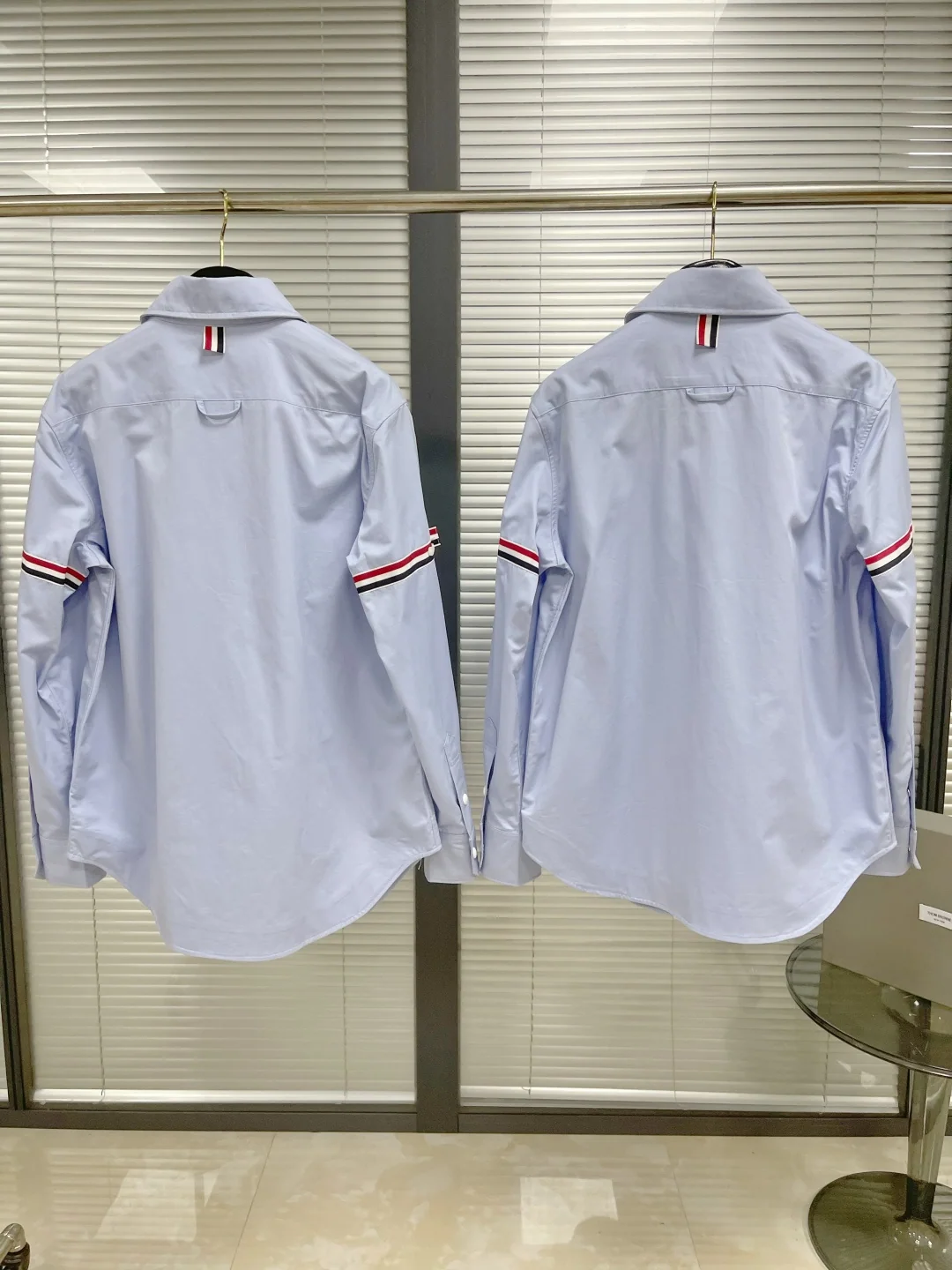 톰브라운 더블 슬리브 남성 긴팔 셔츠 재킷 상세 이미지 3
