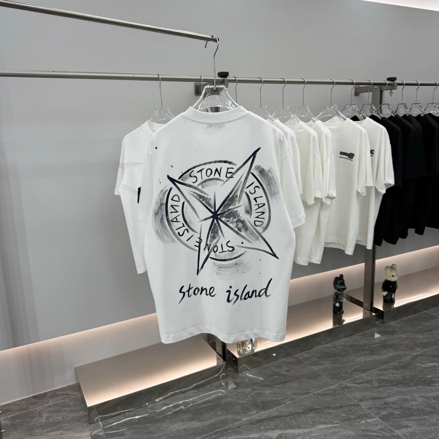 스톤아일랜드 남녀공용 크루넥 반팔 티셔츠 상세 이미지 8