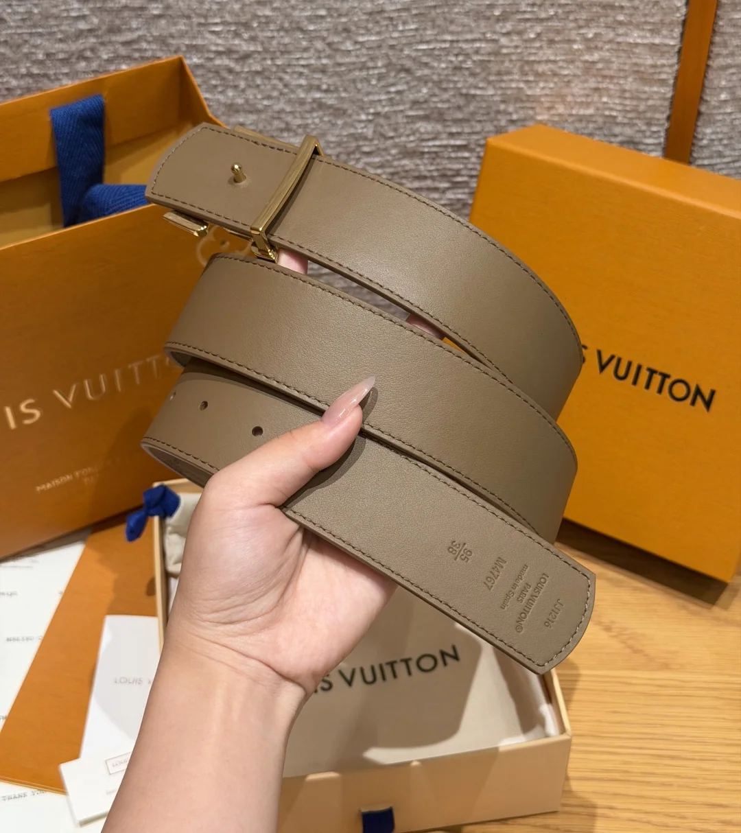 루이비통 디멘션 40mm 리버시블 벨트 상세 이미지 5