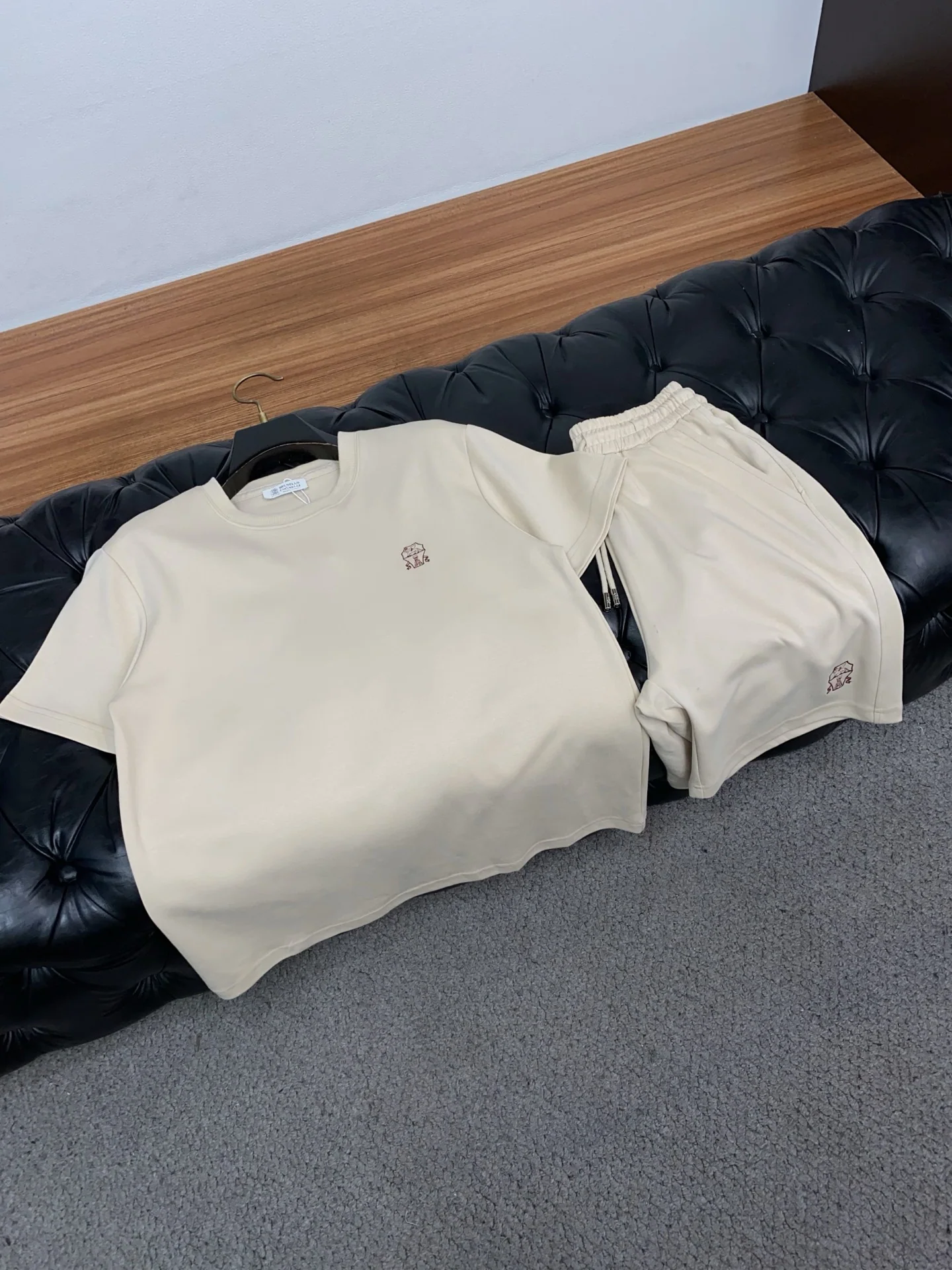 브루넬로쿠치넬리 네이비 블루 크루넥 캐주얼 남성 반팔 티셔츠 상세 이미지 7