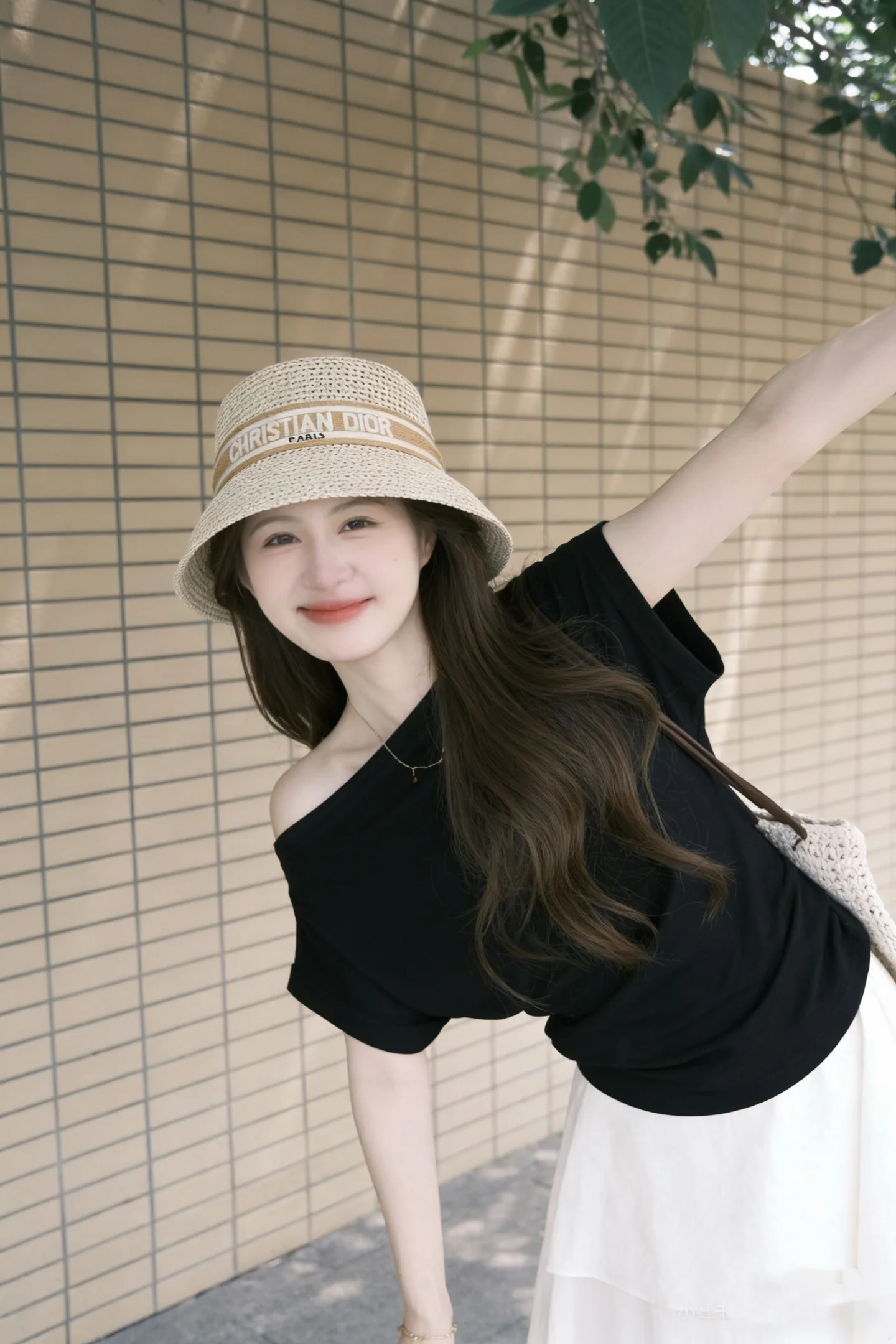 디올 웨빙 스트로 버킷햇 상세 이미지 1