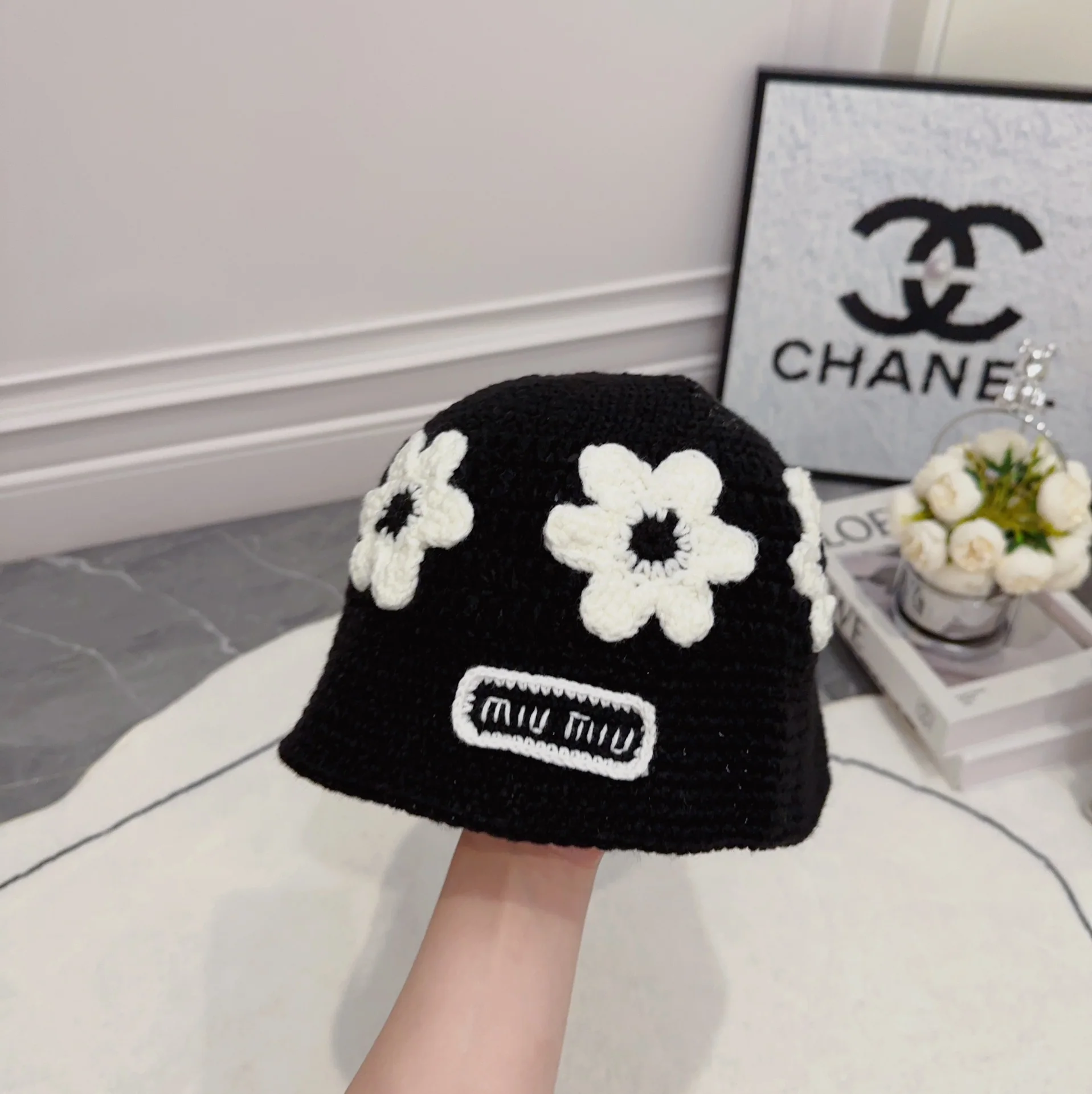 미우미우 모자 81127 Miu Miu Cap 상세 이미지 9