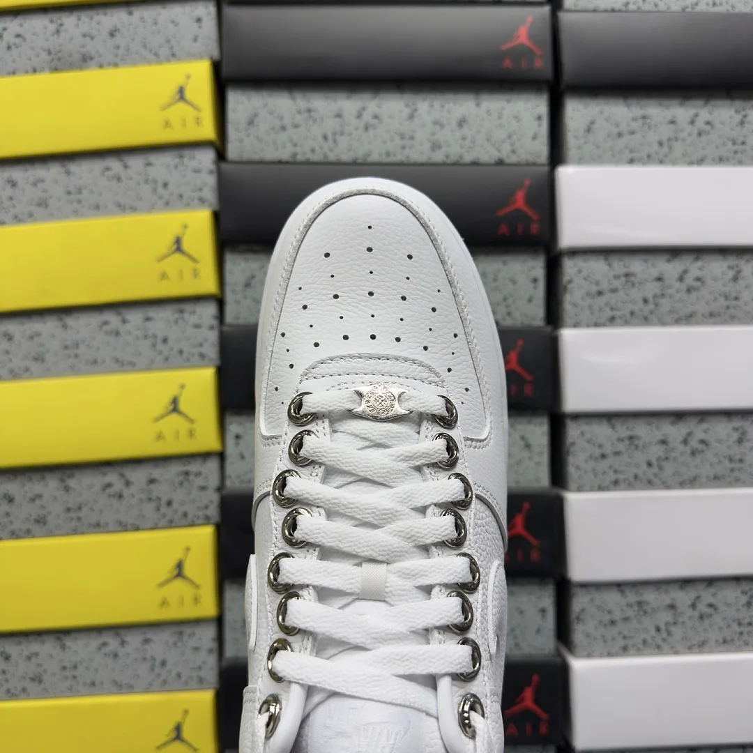 나이키 [GX] 에어 포스 1 로우 SP CZ8065-100 201747 Nike Air Force 1 Low SP Drake NOCTA X 상세 이미지 2