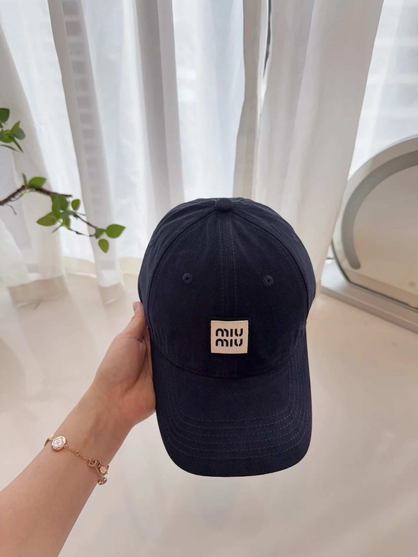미우미우 모자 81344 Miu Miu Cap 상세 이미지 2