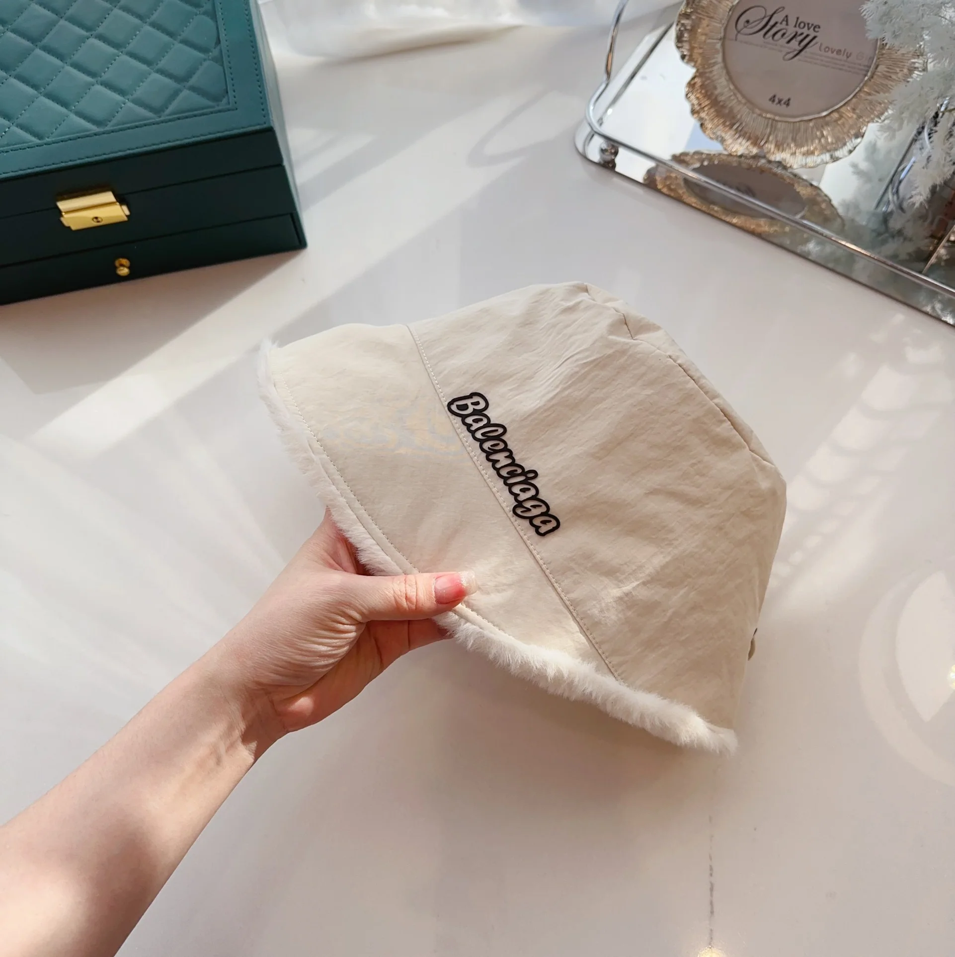 발렌시아가 모자 81830 Balenciaga Cap 상세 이미지 4
