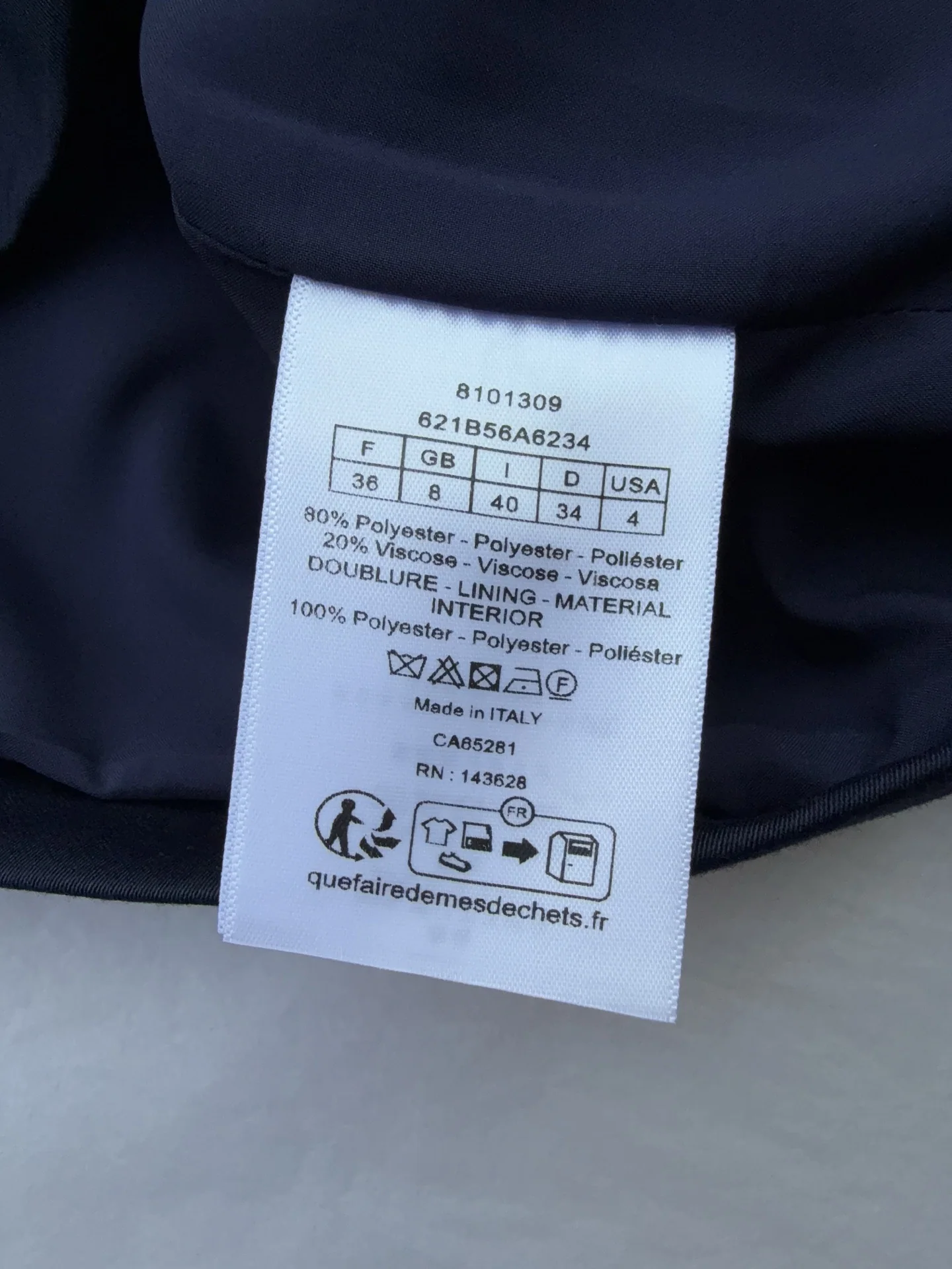 디올 크루넥 더블 포켓 퀼팅 여성 자켓 상세 이미지 8