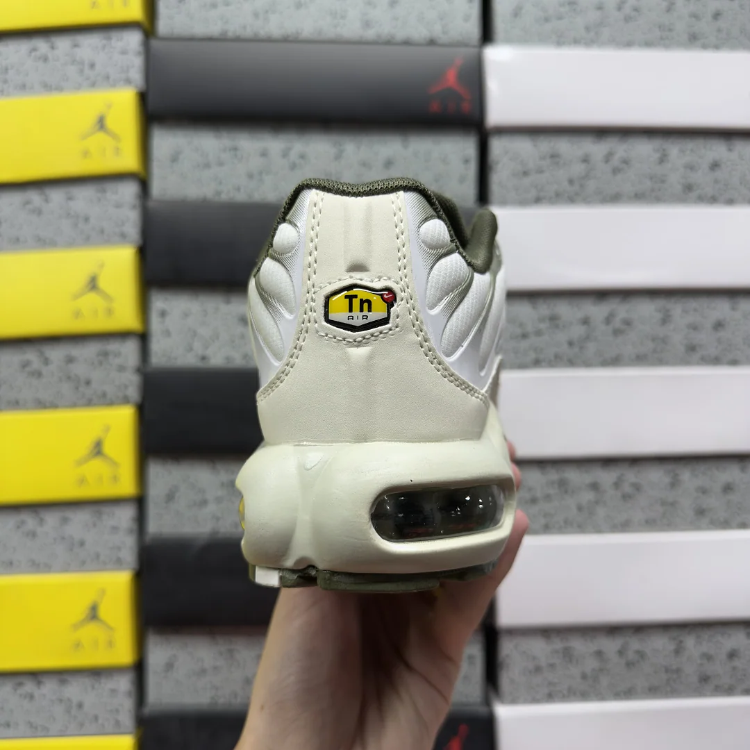 나이키 [BD] 에어 맥스 플러스 팬텀 FB9722-001 201871 Nike Air Max Plus Phantom Cargo Khaki 상세 이미지 5