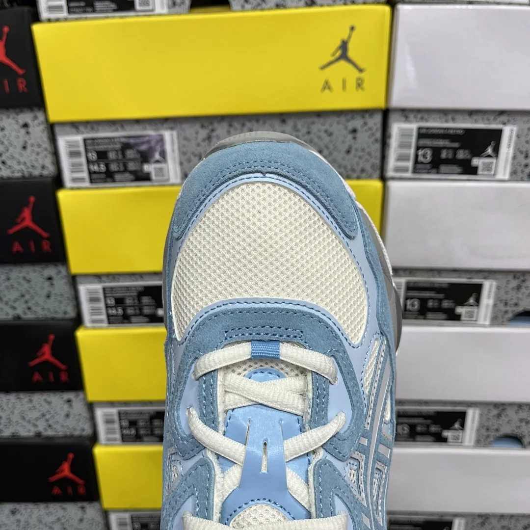 아식스 [ZC] 젤 NYC 1203A383-107 200327 Asics Gel-NYC Cream Arctic Sky 상세 이미지 9