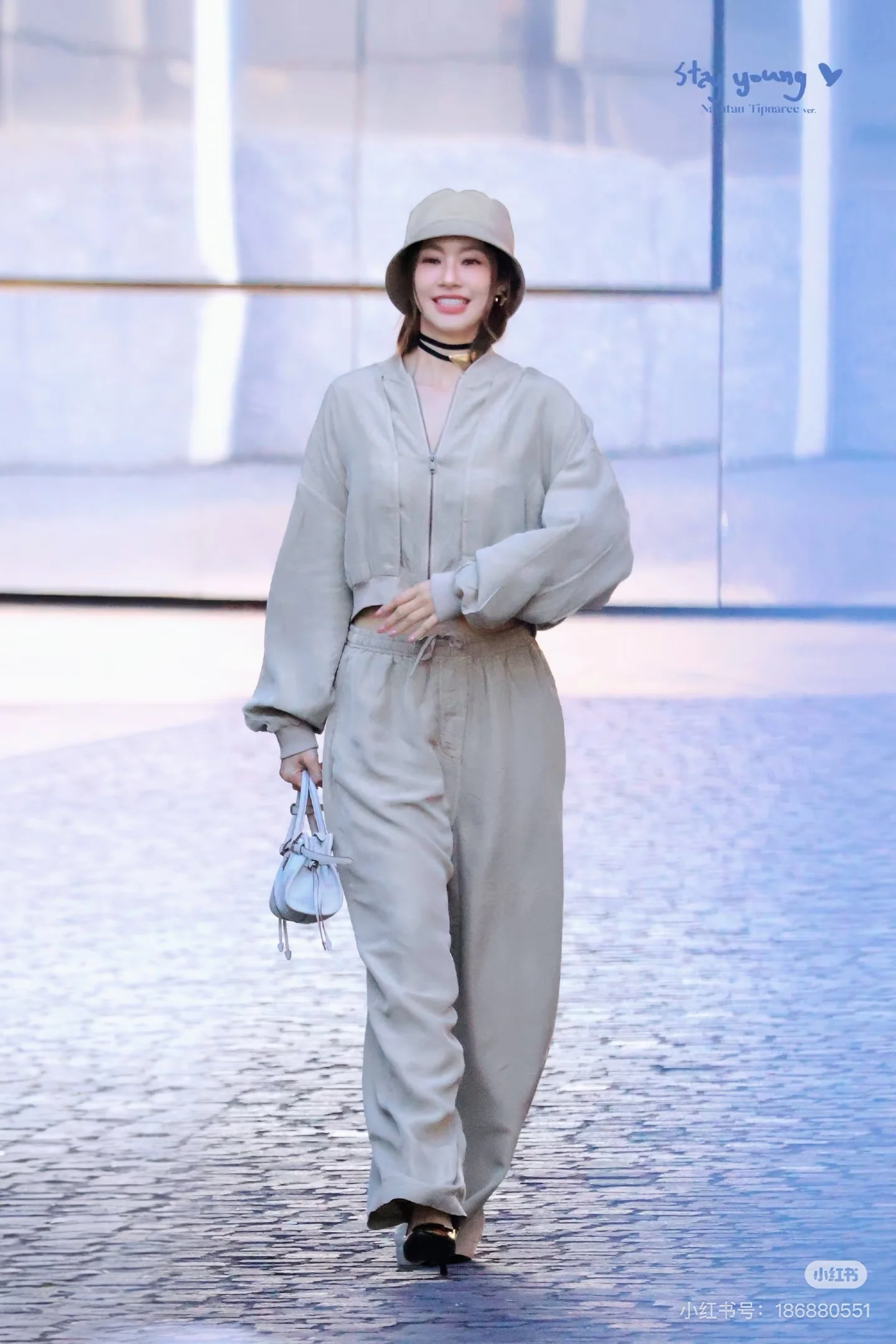 프라다 여성 크리미 화이트 큐플라 팬츠 세트 상세 이미지 7