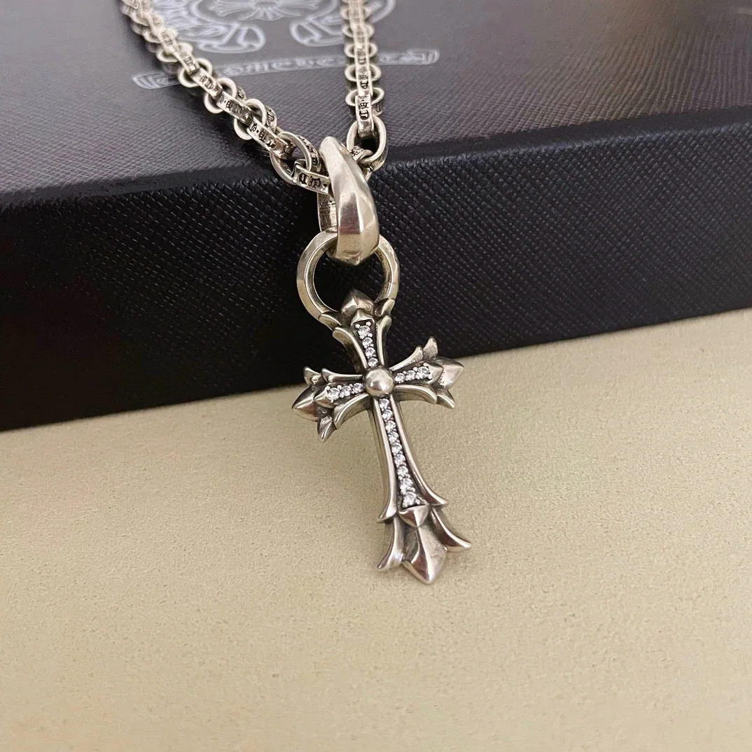 크롬하츠 클래식 레터 크로스 목걸이 상세 이미지 8