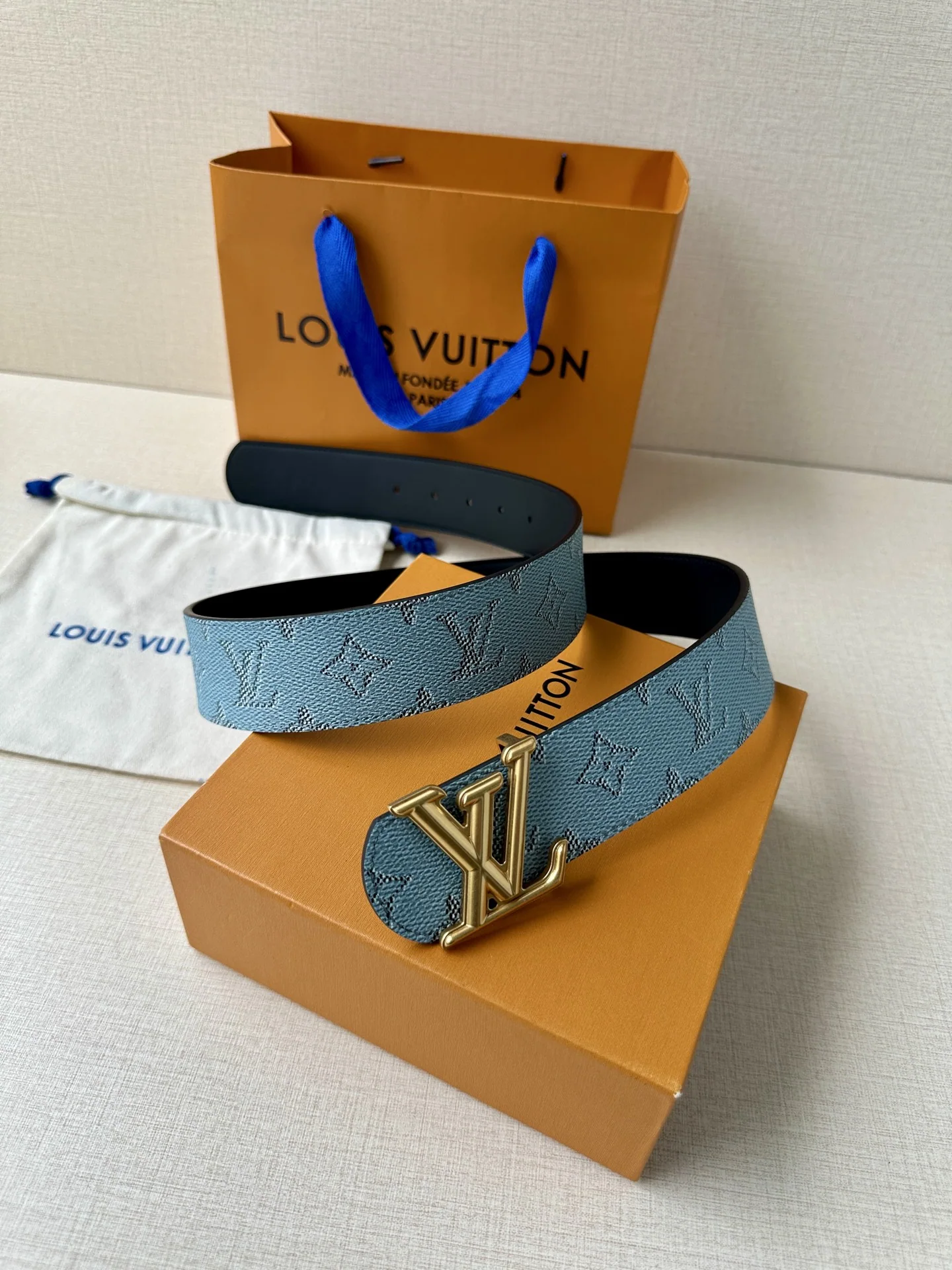 루이비통 LV 디멘션 모노그램 리버시블 벨트 상세 이미지 7