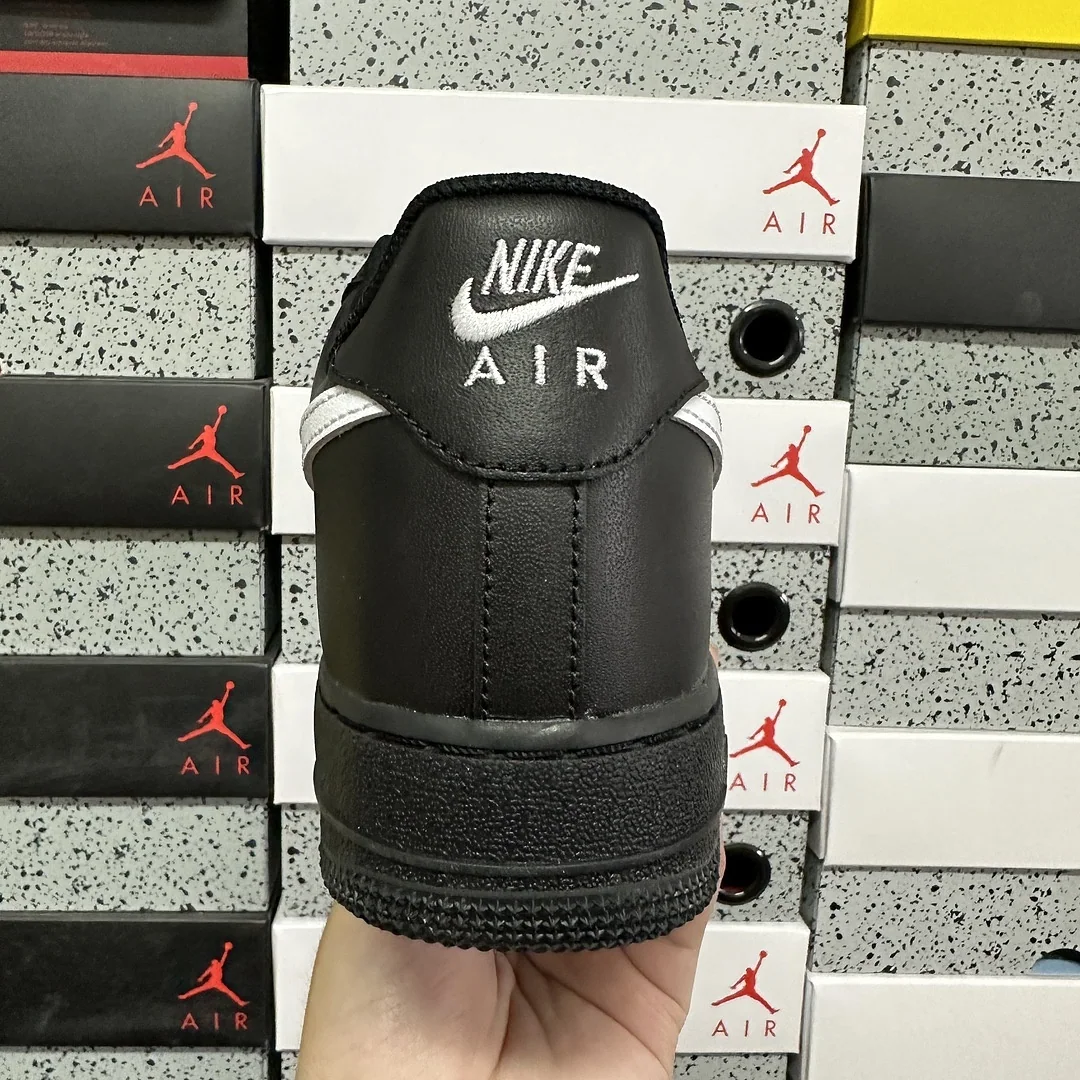 나이키 [G] 에어 포스 1 로우 FZ0627-010 201761 Nike Air Force 1 Low '07 Black White 상세 이미지 3