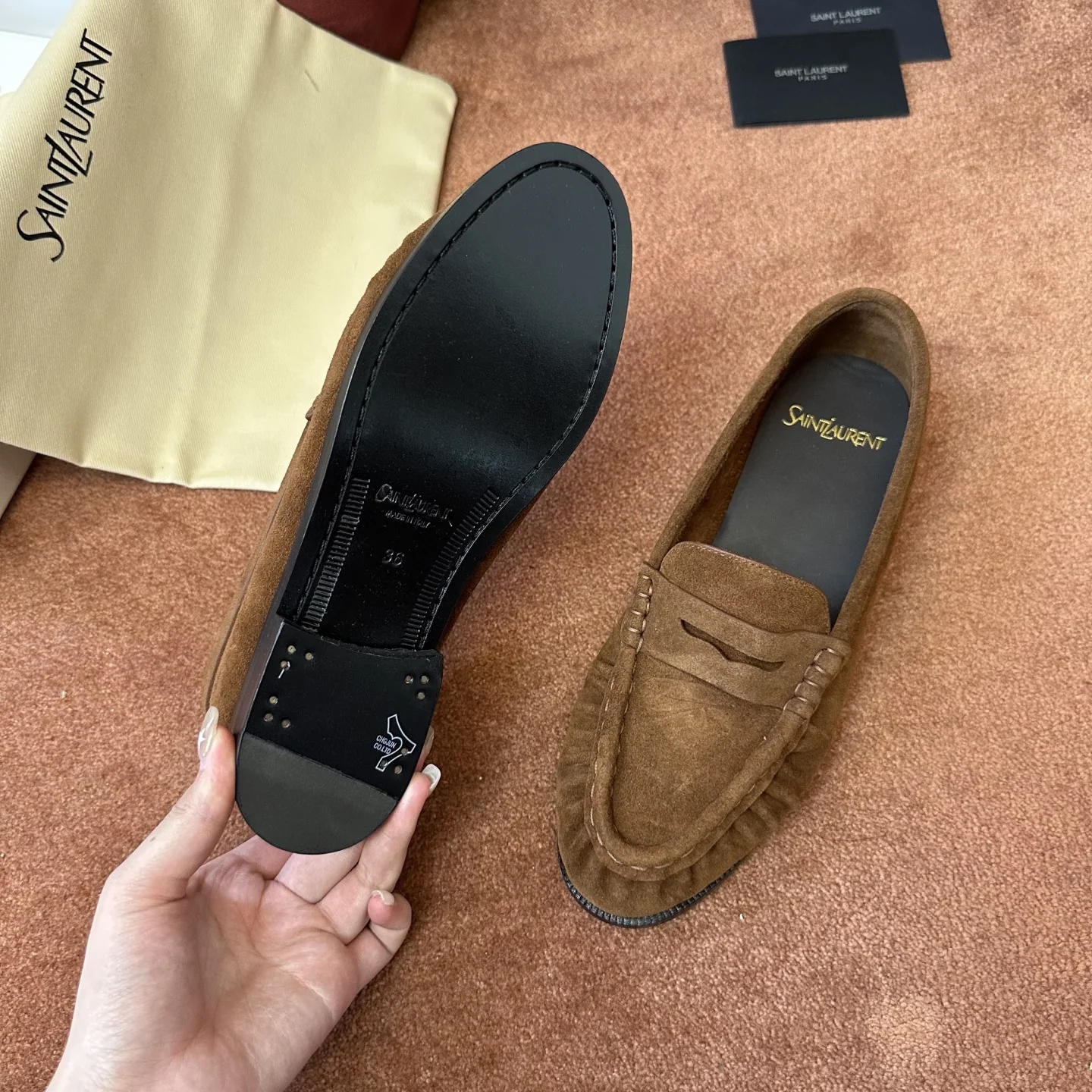 생로랑 YSL 앞코 덮인 플랫 뮬 상세 이미지 7