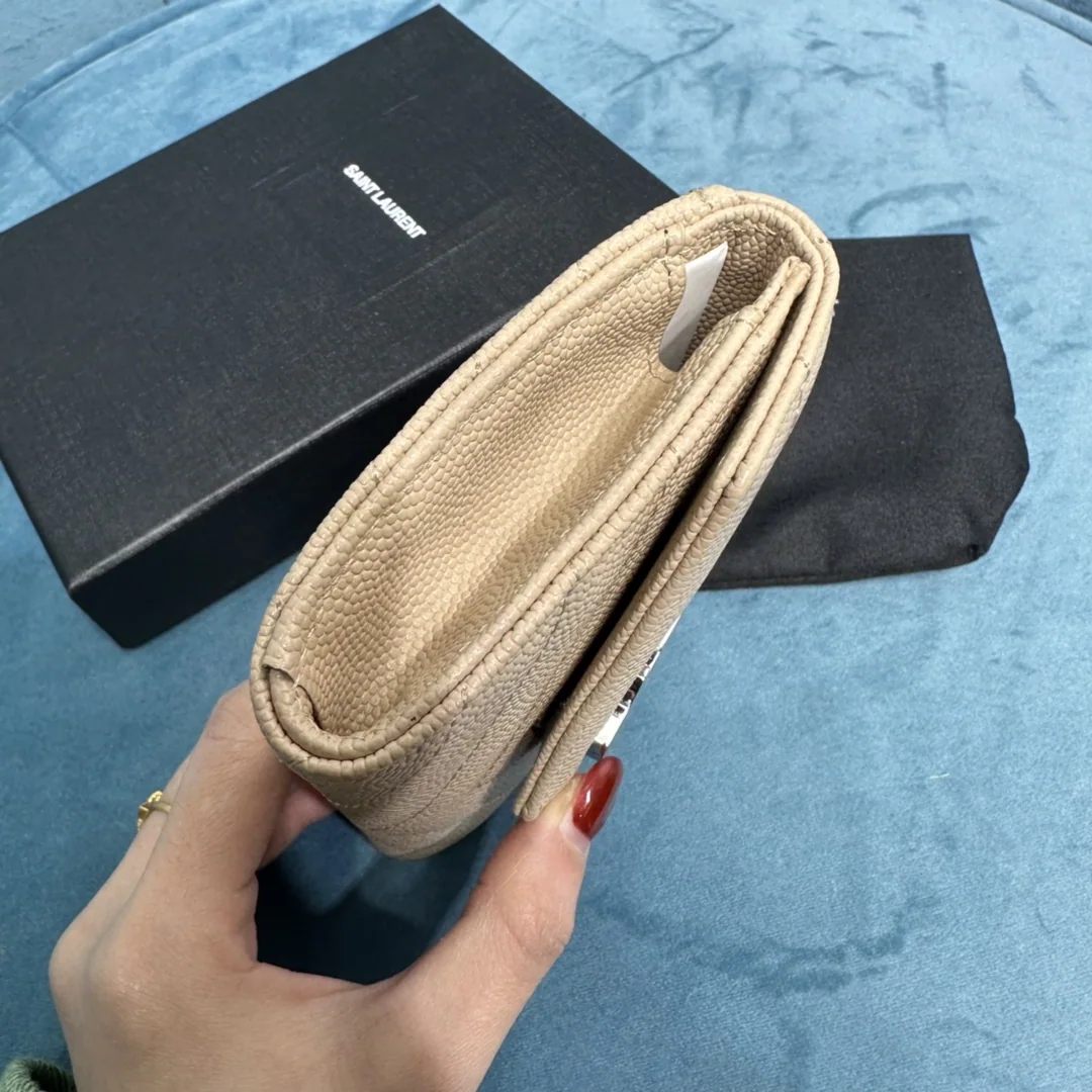 생로랑 캐비어 가죽 YSL 로고 지갑 상세 이미지 5