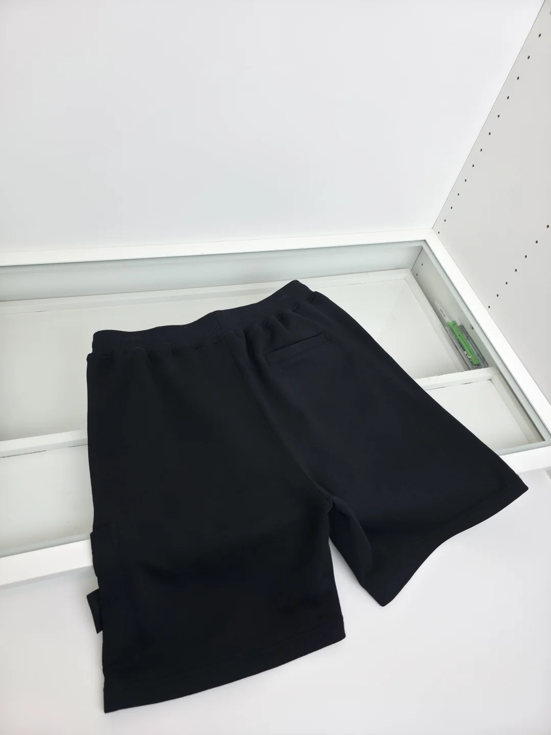 스톤아일랜드 남성 미들 길이 면 반바지 상세 이미지 7