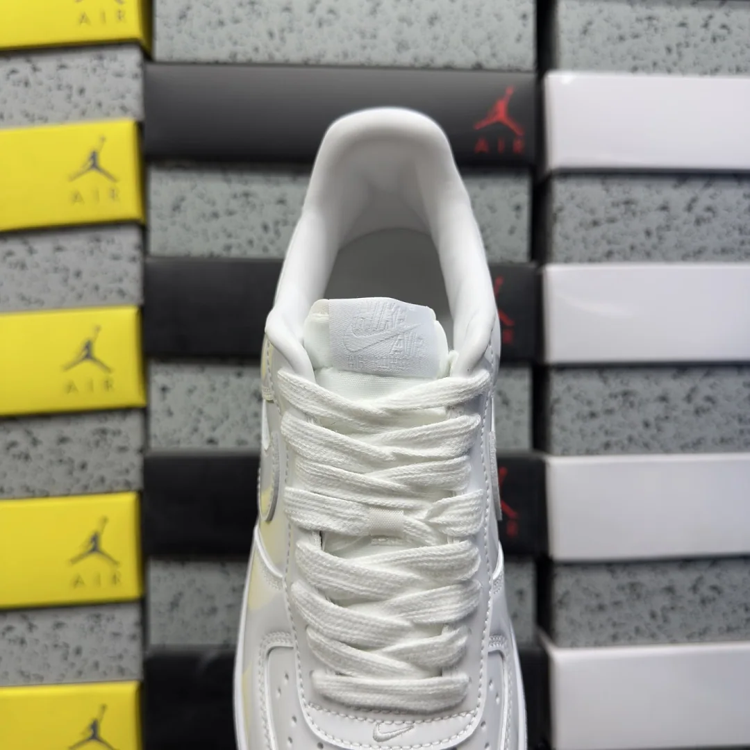 나이키 [XY/PB] 에어 포스 1 로우 IV2857-100 201751 Nike Air Force 1 Low '07 Premium White 상세 이미지 8