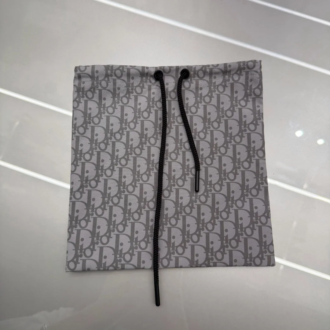 디올 오블리크 모노그램 메시 카고 남성 반바지 상세 이미지 8