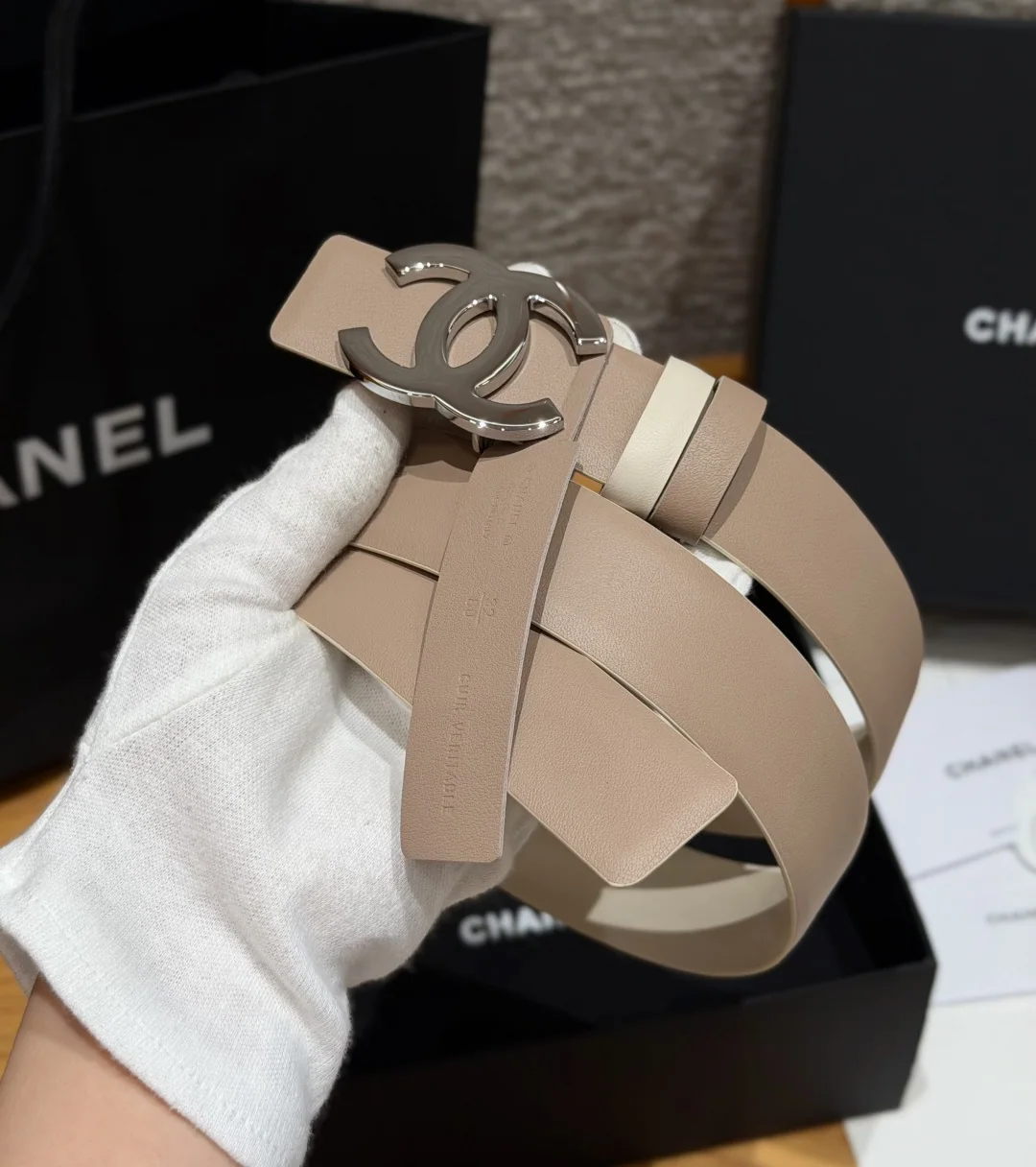 샤넬 리버시블 카프스킨 더블 C 버클 벨트 상세 이미지 2
