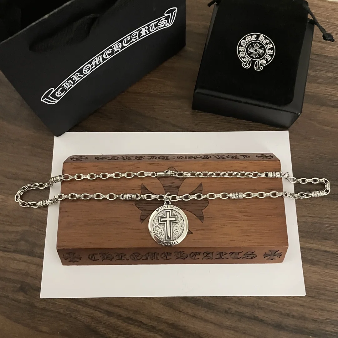 크롬하츠 클래식 레트로 크로스 라운드 펜던트 목걸이 상세 이미지 4