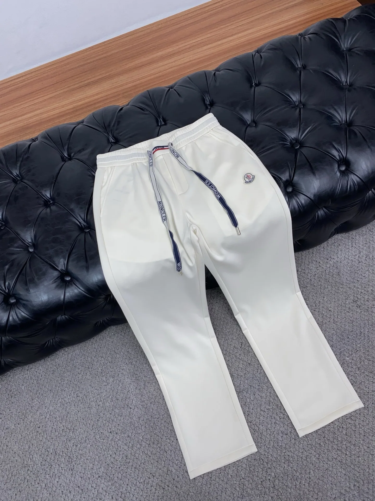 몽클레어 남성 맞춤 캐주얼 바지 상세 이미지 6