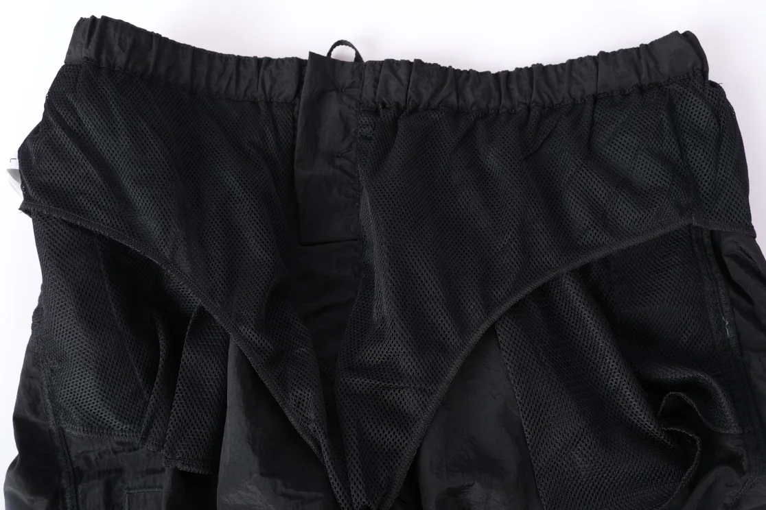 스톤아일랜드 메탈릭 나일론 경량 남성 반바지 상세 이미지 9