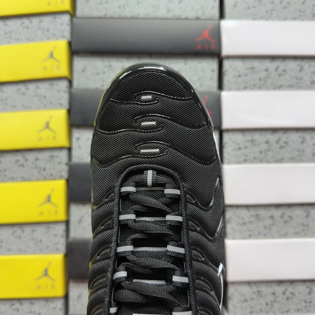 나이키 [BD] 에어 맥스 플러스 DM2362-001 201869 Nike Air Max Plus Black White 상세 이미지 8