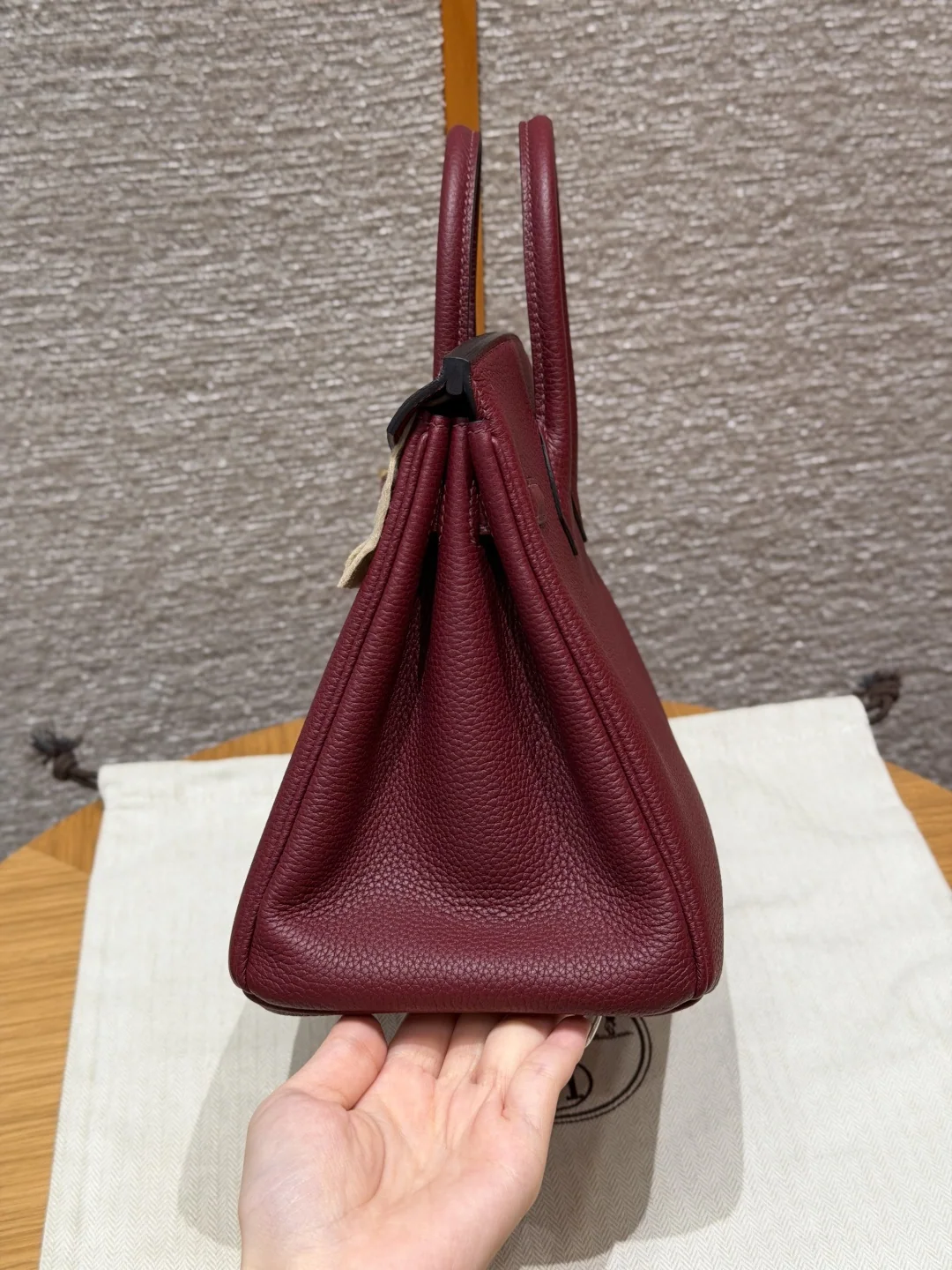 에르메스 버킨 25 토고 레드 가방 상세 이미지 4