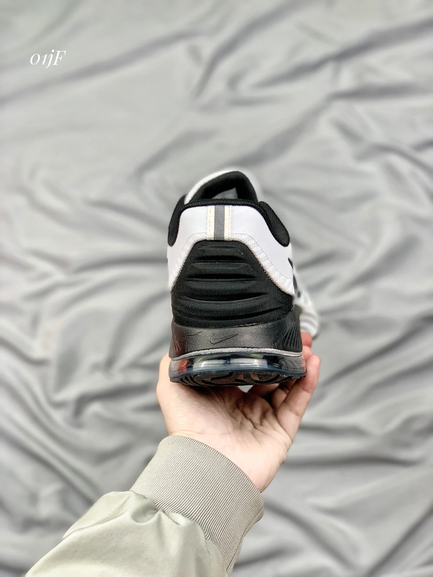나이키에어맥스 에어 쿠션 통기성 러닝화 상세 이미지 3