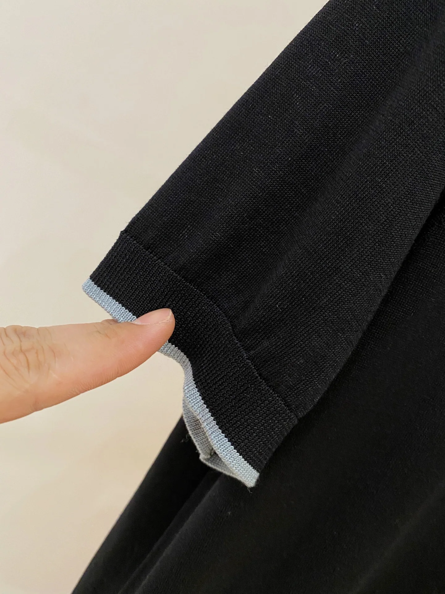 브루넬로쿠치넬리 브루네로쿠치넬리 아세테이트 텐셀 뽕나무 실크 혼방 남성 반팔 티셔츠 상세 이미지 7