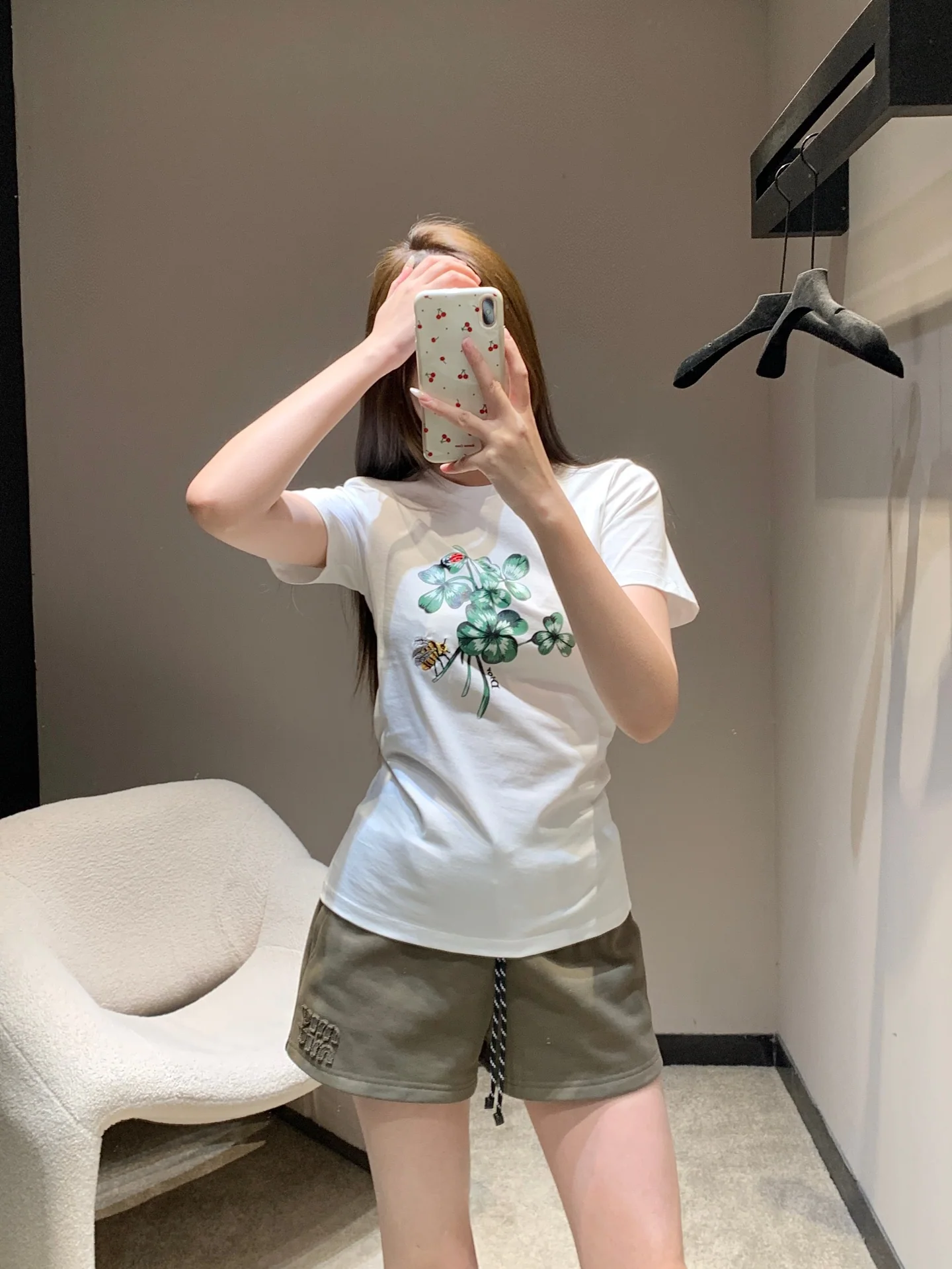 디올 꽃무늬 자수 코튼 반팔 티셔츠 26 SS 상세 이미지 9