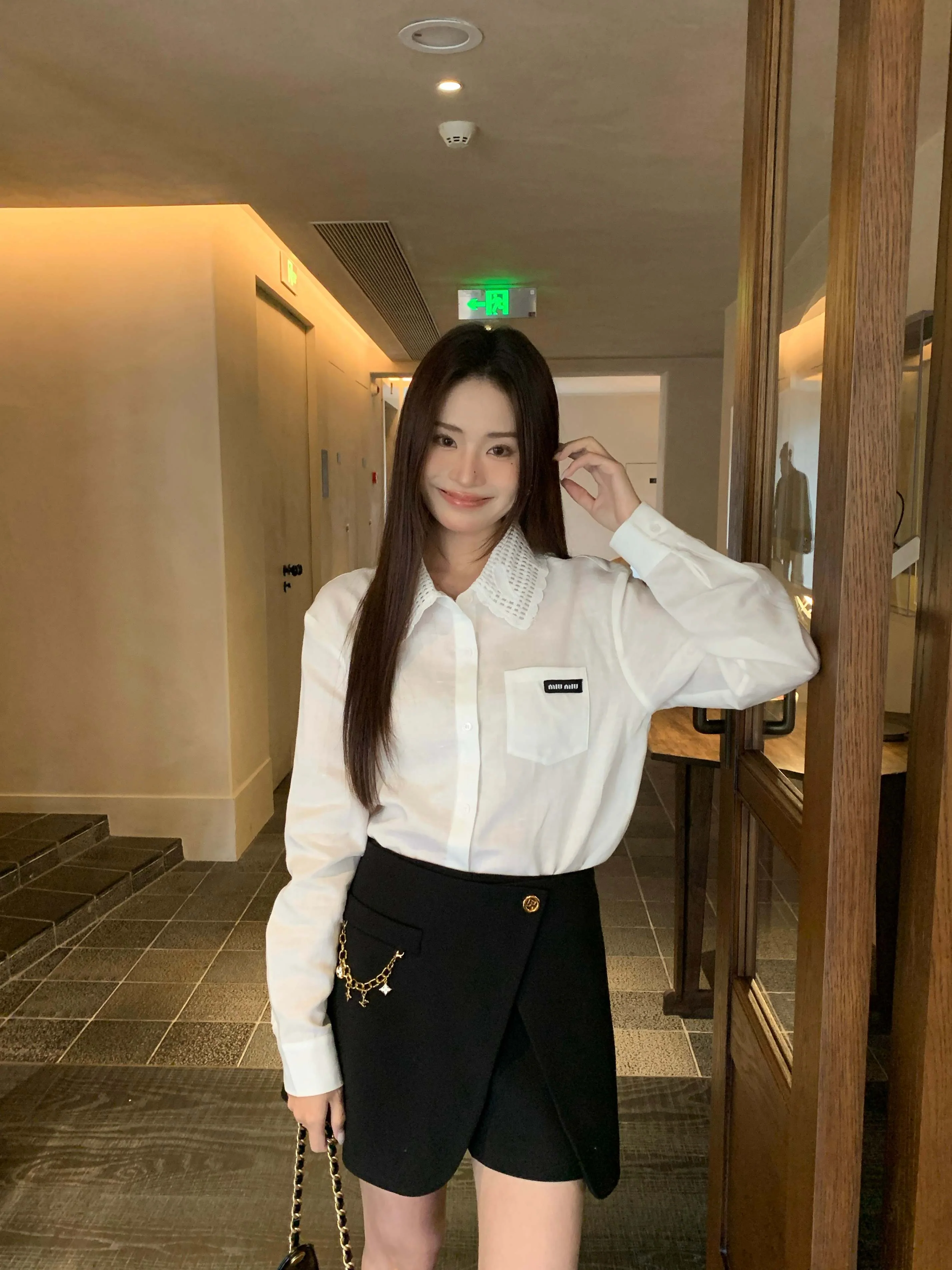 미우미우 레이스 코르셰 린넨 카라 셔츠 상세 이미지 2