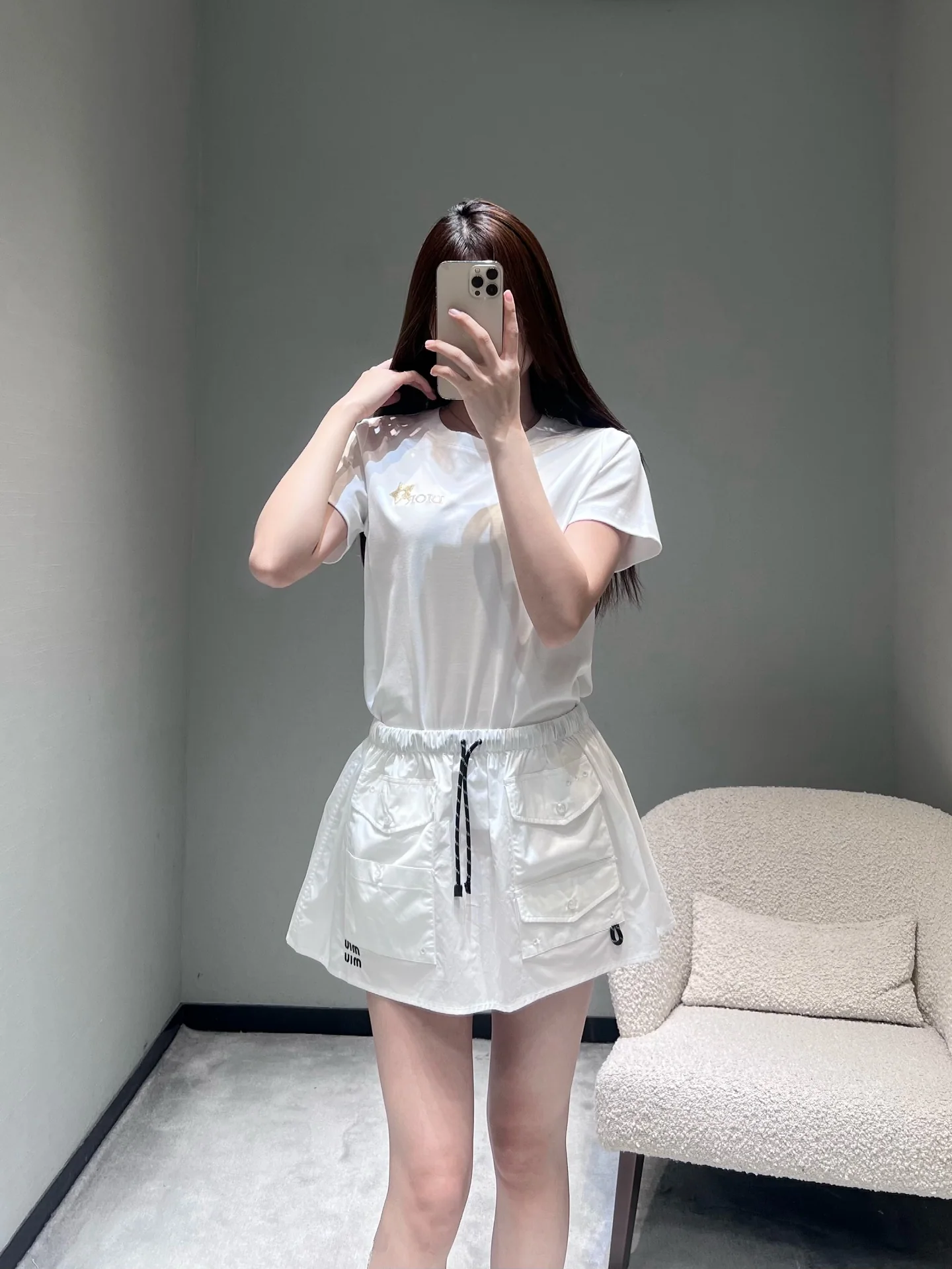 디올 스타 자수 라운드넥 여성 반팔 티셔츠 상세 이미지 9