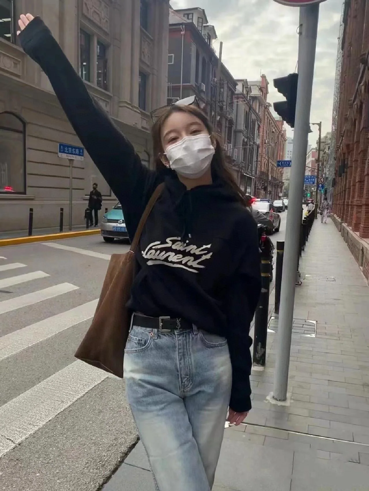 생로랑 로고 프린트 후드 남성 자켓 상세 이미지 21