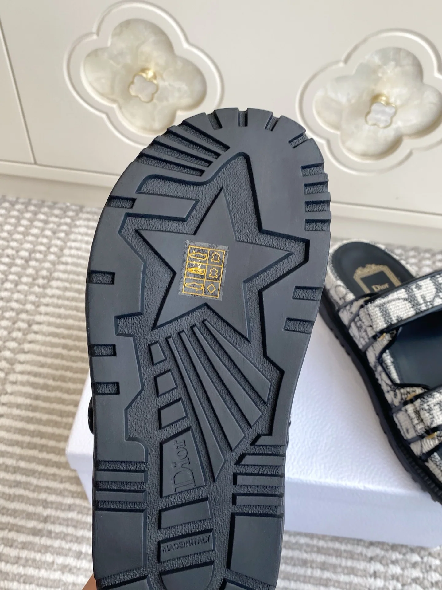 디올 마이 더블 스트랩 플랫폼 샌들 상세 이미지 9