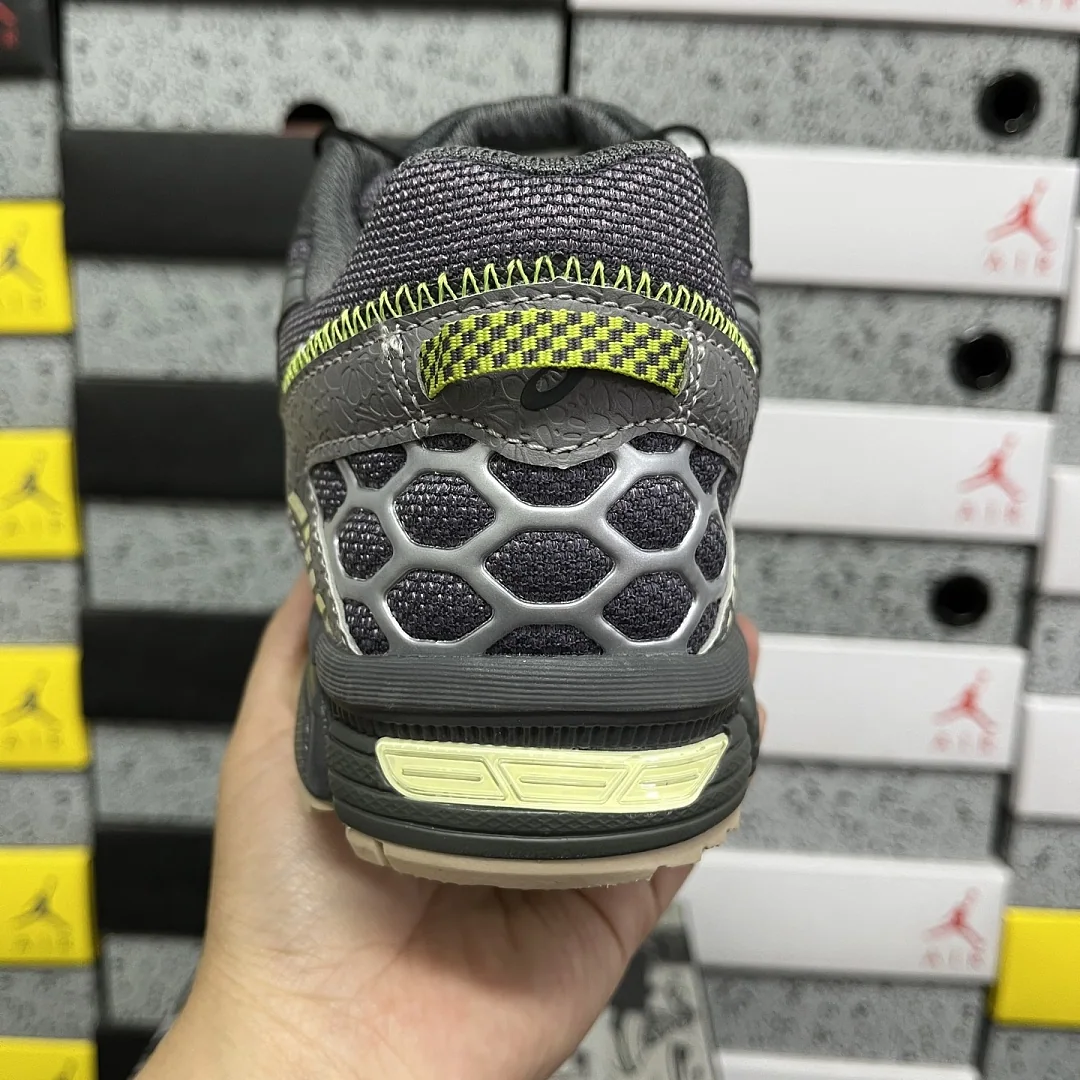 아식스 [XY] 젤 카하나 8 1011B387-021 200337 Asics Gel-Kahana 8 상세 이미지 4