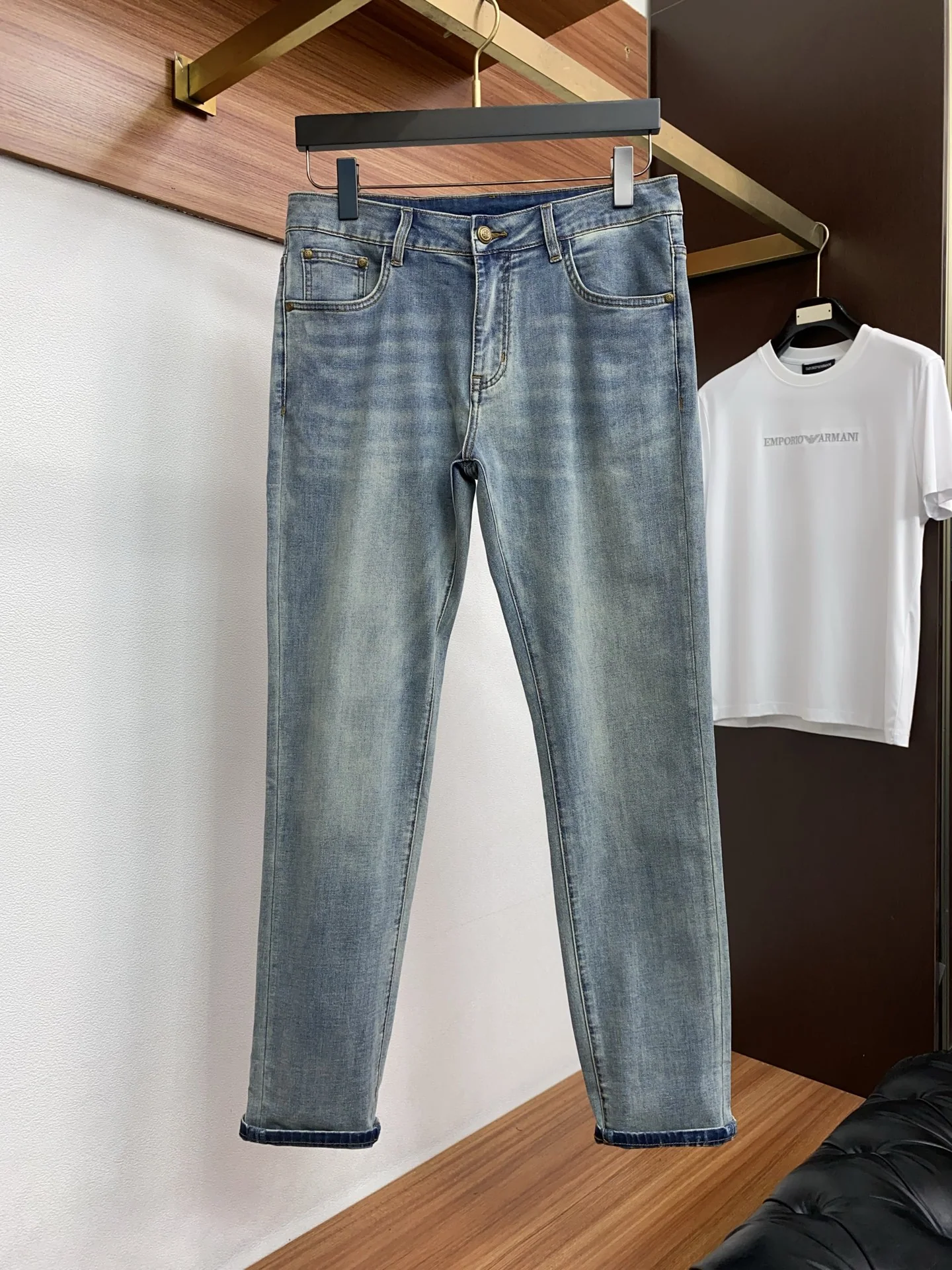 프라다 데님 남성 바지 상세 이미지 2