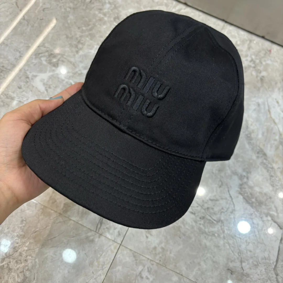미우미우 드로스트링 야구모자 상세 이미지 4