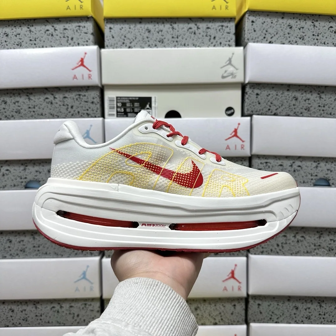 나이키 [5A] 보메로 프리미엄 HQ2050-980 201648 Nike Vomero Premium 상세 이미지 3