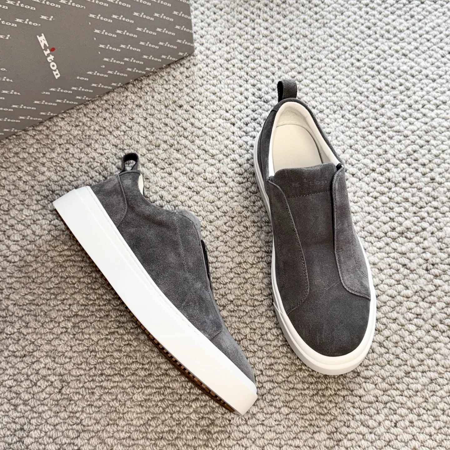 키톤 남성 카프스킨 스니커즈 상세 이미지 3