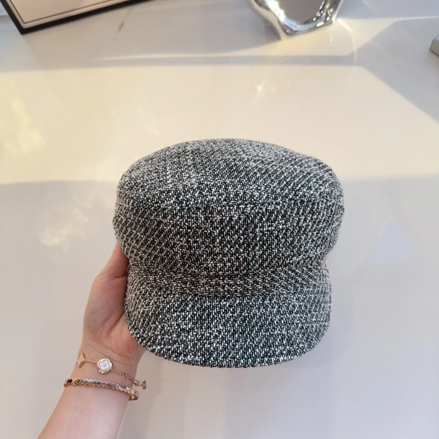 미우미우 모자 81383 Miu Miu Cap 상세 이미지 3