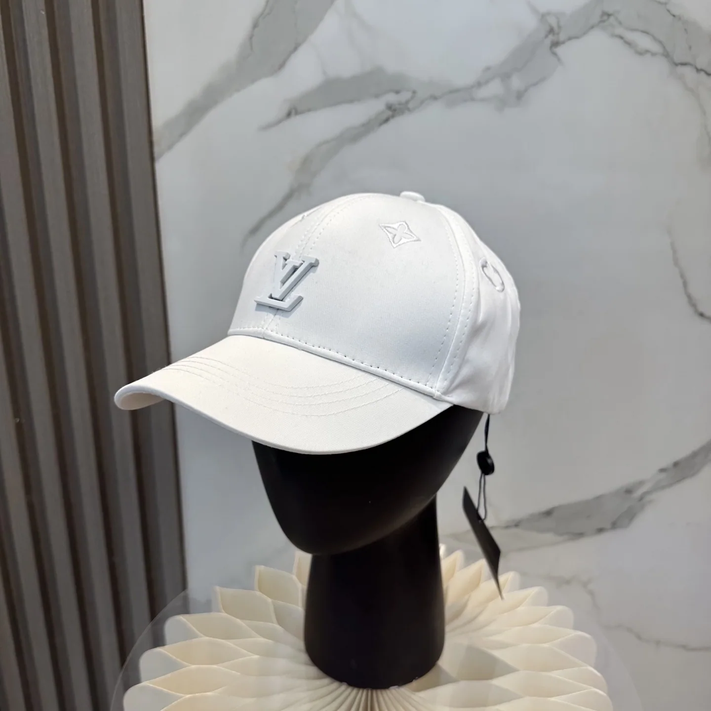 루이비통 클래식 베이스볼 캡 상세 이미지 1