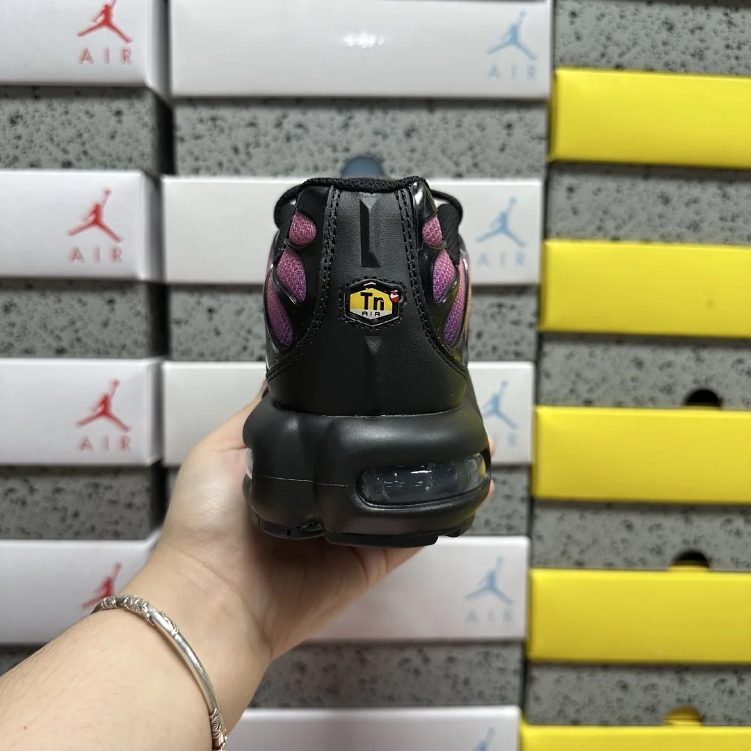 나이키 [DF] 에어 맥스 플러스 DZ3670-006 201513 Nike Air Max Plus Northern Lights 상세 이미지 4