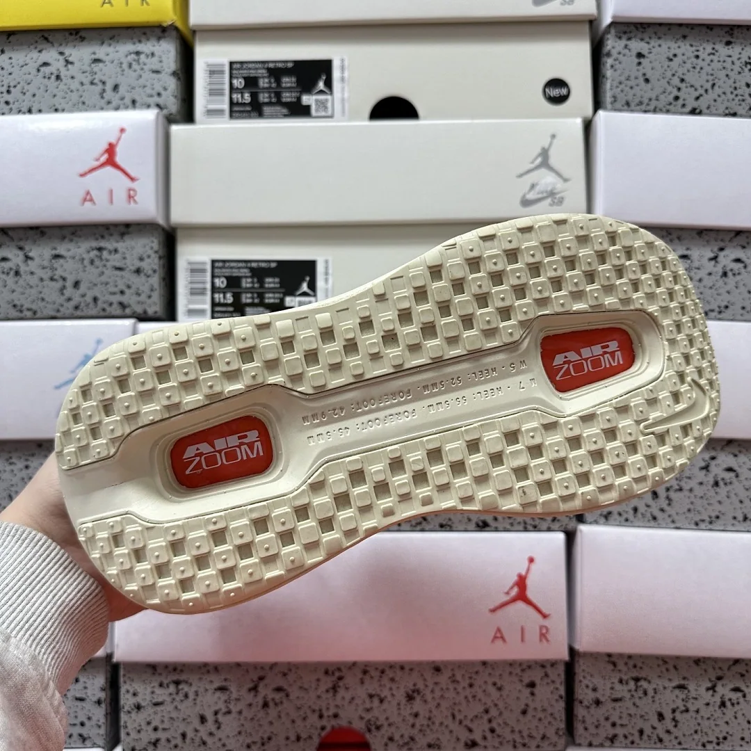 나이키 [5A] 보메로 프리미엄 옐로우 오렌지 HQ2050-100 201621 Nike Vomero Premium 상세 이미지 6