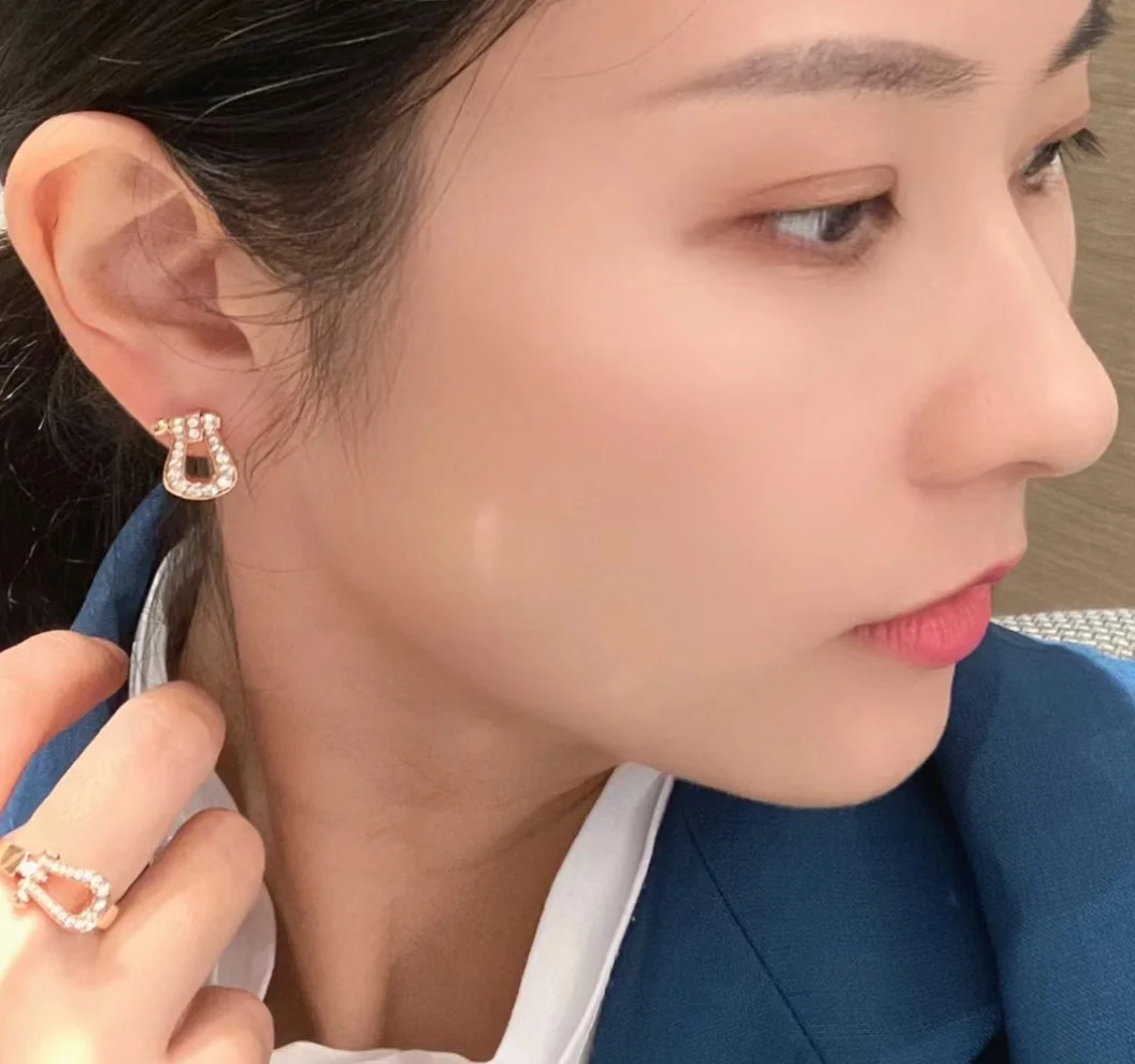 프레드 다이아몬드 스털링 실버 말굽 귀걸이 상세 이미지 2